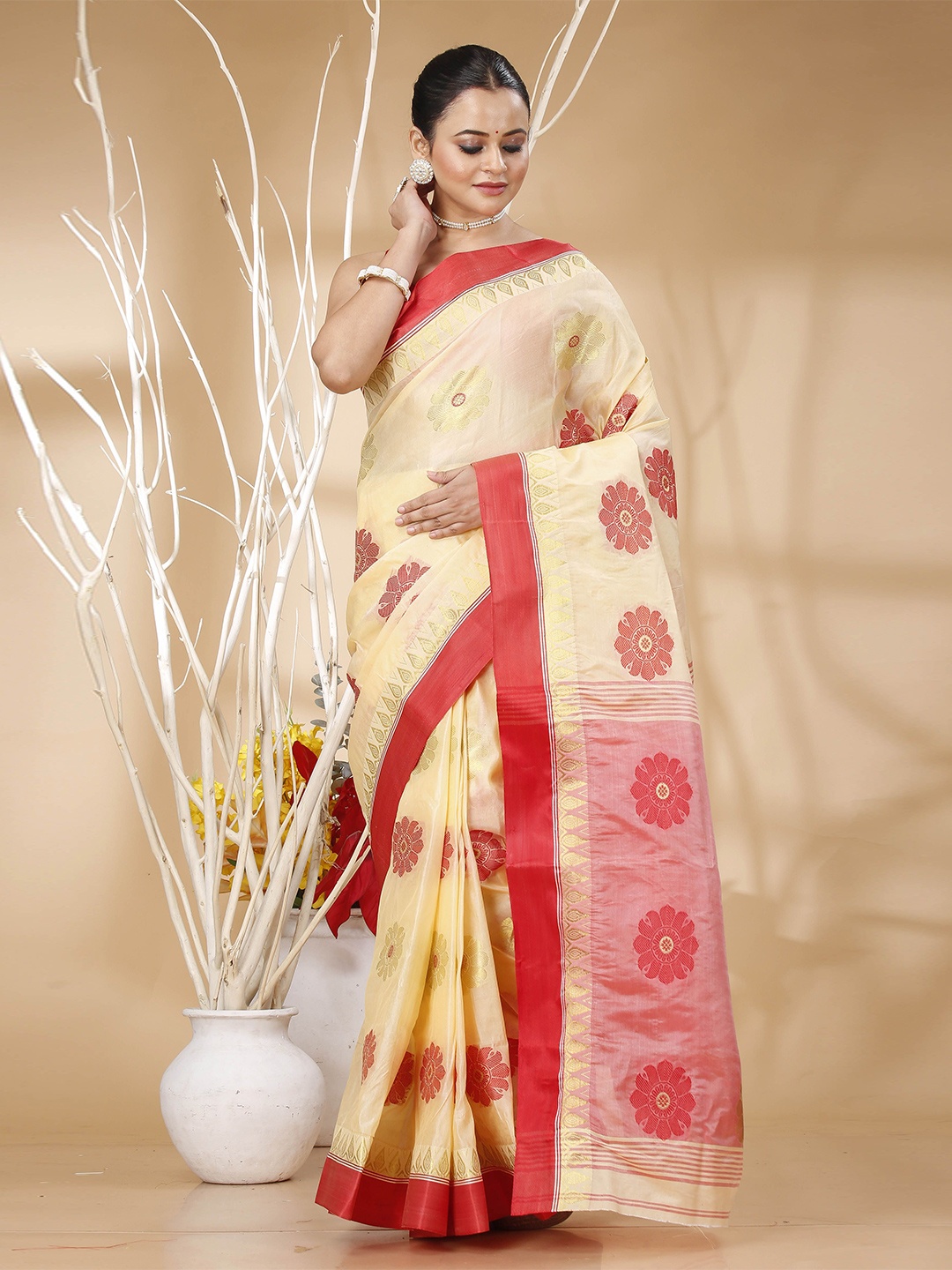 

Ruuprekha Ethnic Motifs Printed Pure Silk Tussar Saree, Cream