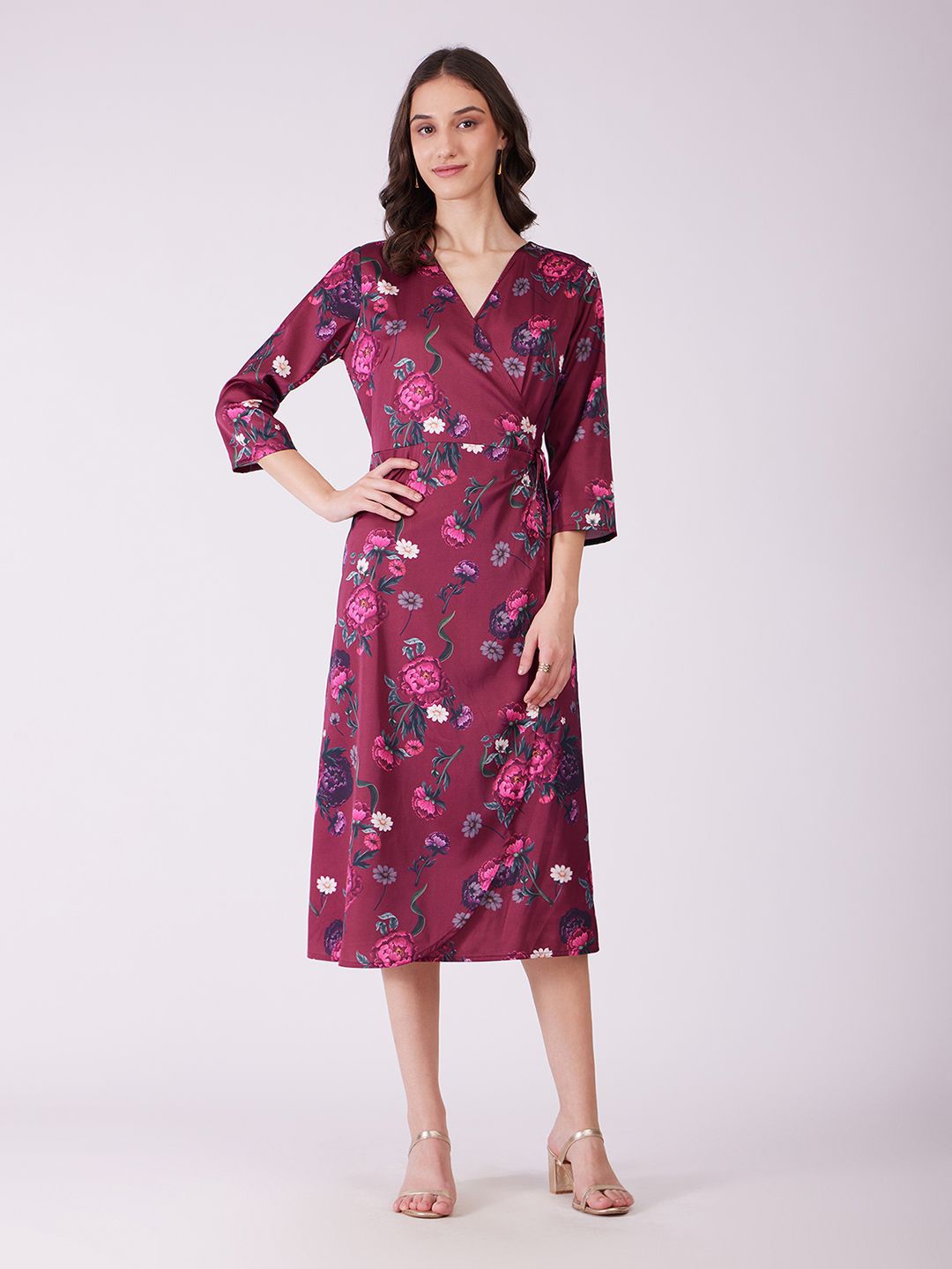 

FableStreet Women Floral Printed Midi Dress, Magenta