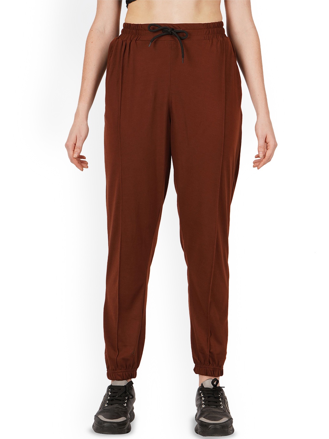 

Fashionable Women Mid-Rise Regular Fit Joggers, Brown