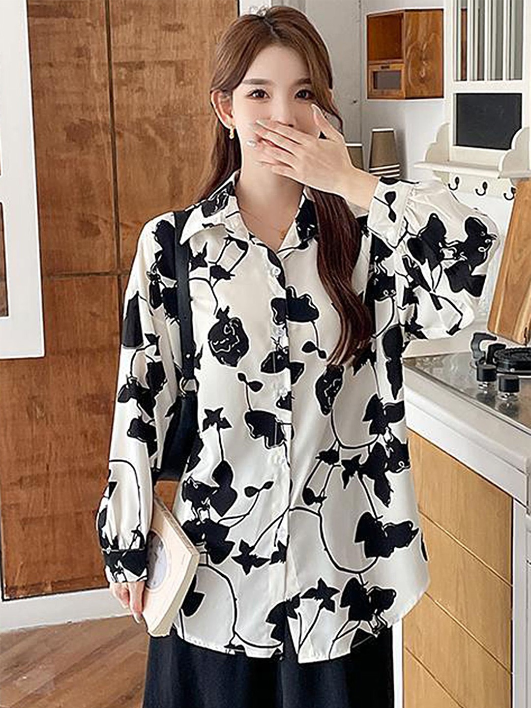 

LULU & SKY Women Spread Collar Floral Printed Casual Shirt, White