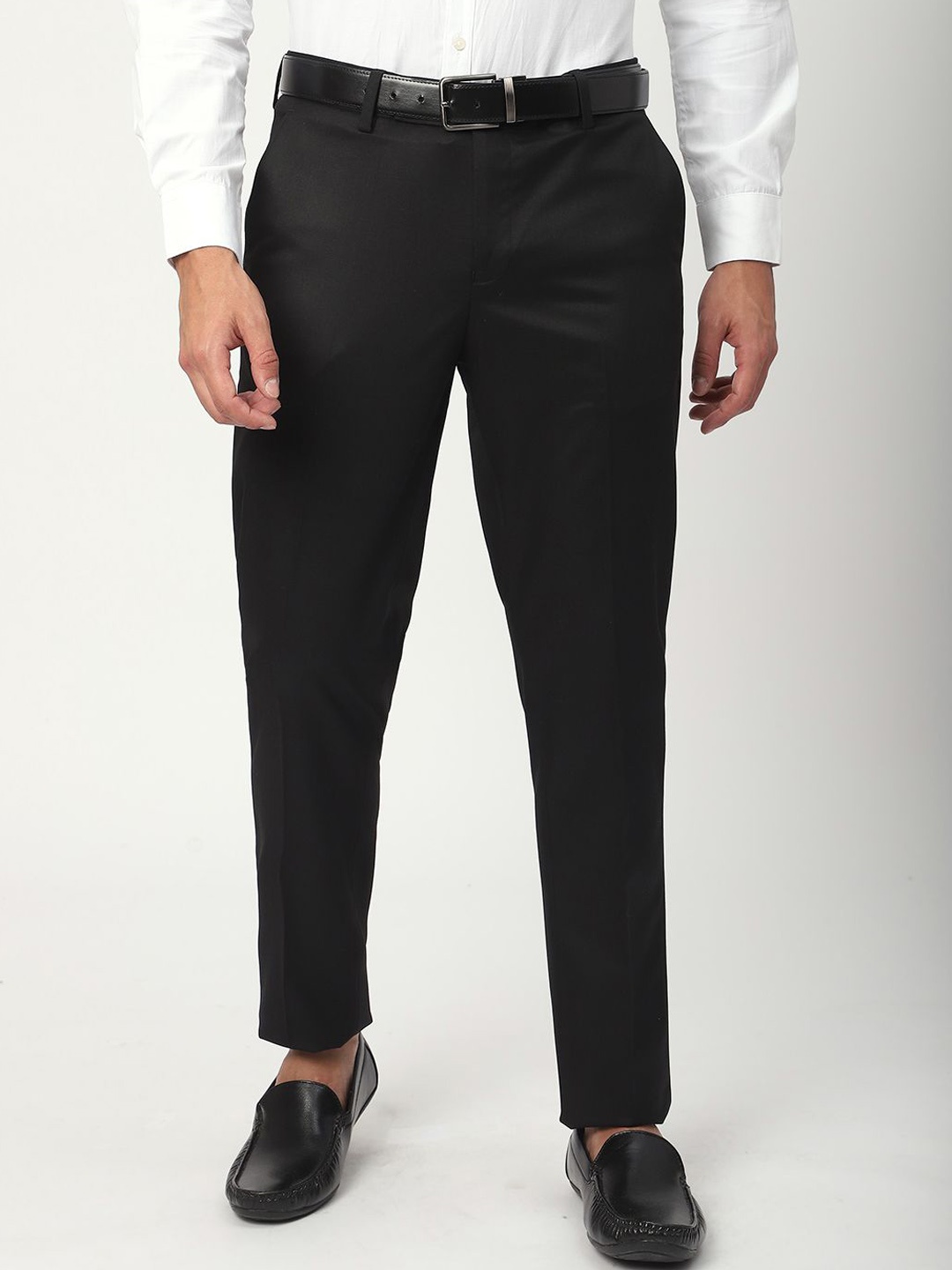 

R&B Men Regular Fit Mid-Rise Trousers, Black