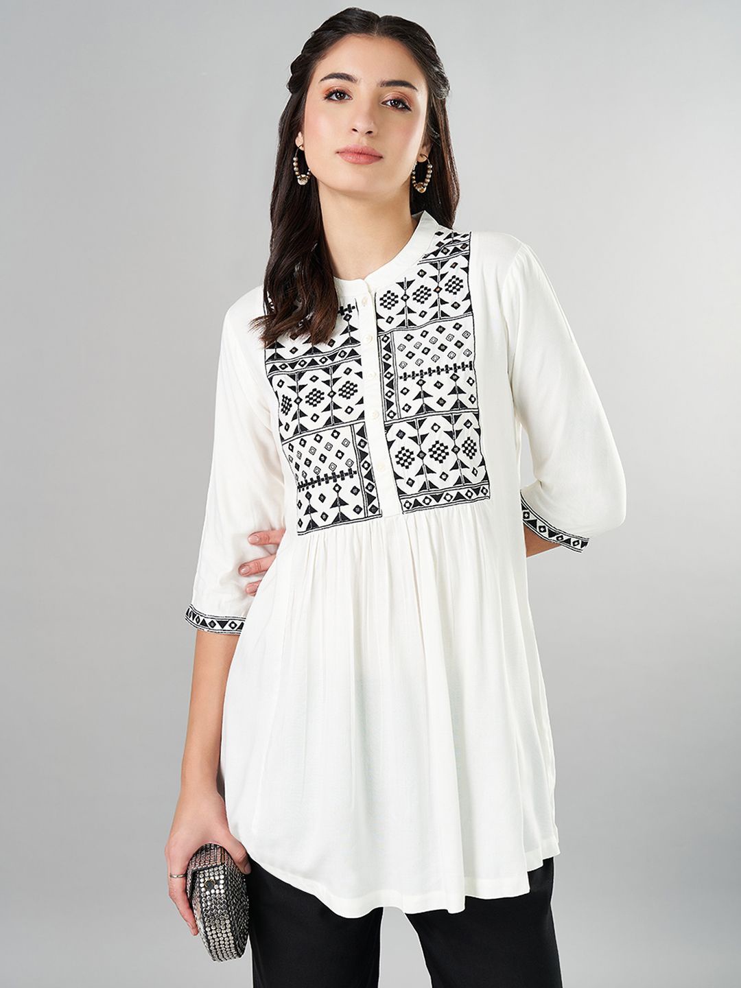 

RANGMANCH BY PANTALOONS Women Embroidered Cotton Tunic, White