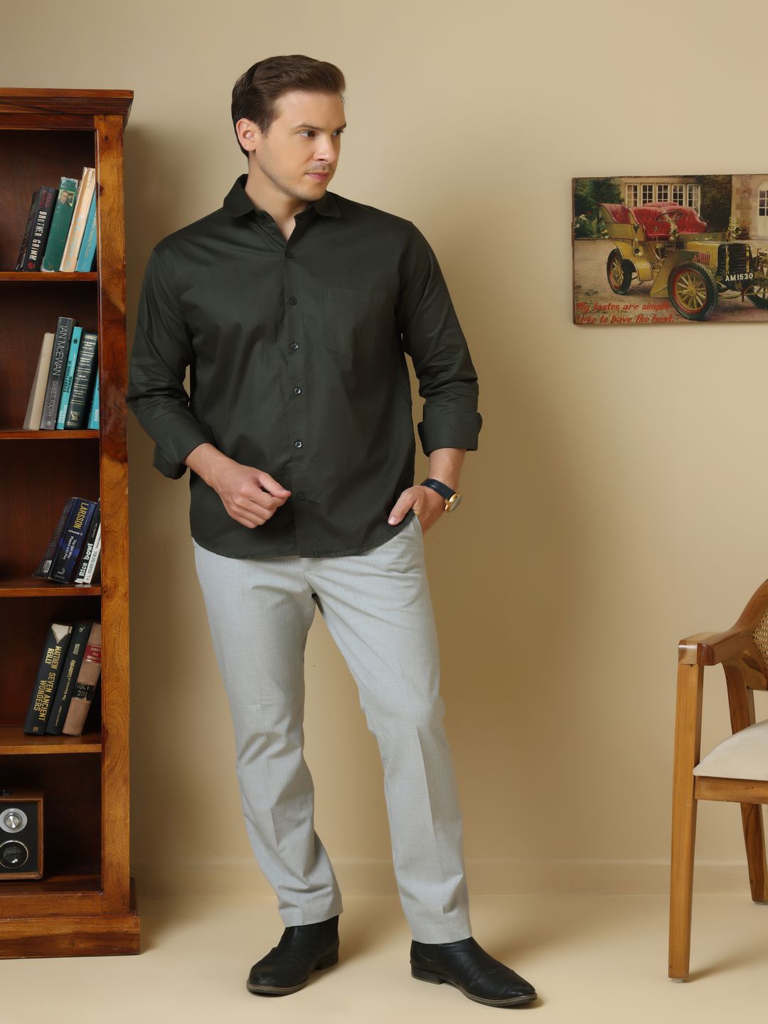 

DIOGO LOUIS Men Formal Solid Shirt, Green