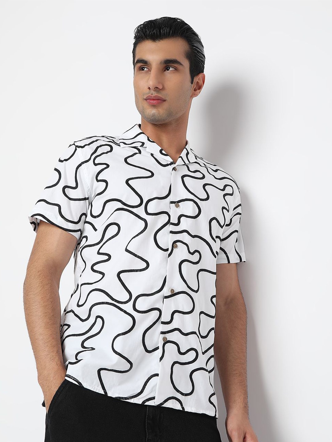 

MARK & ALBERT Men Classic Cuban Collar Abstract Printed Cotton Casual Shirt, White