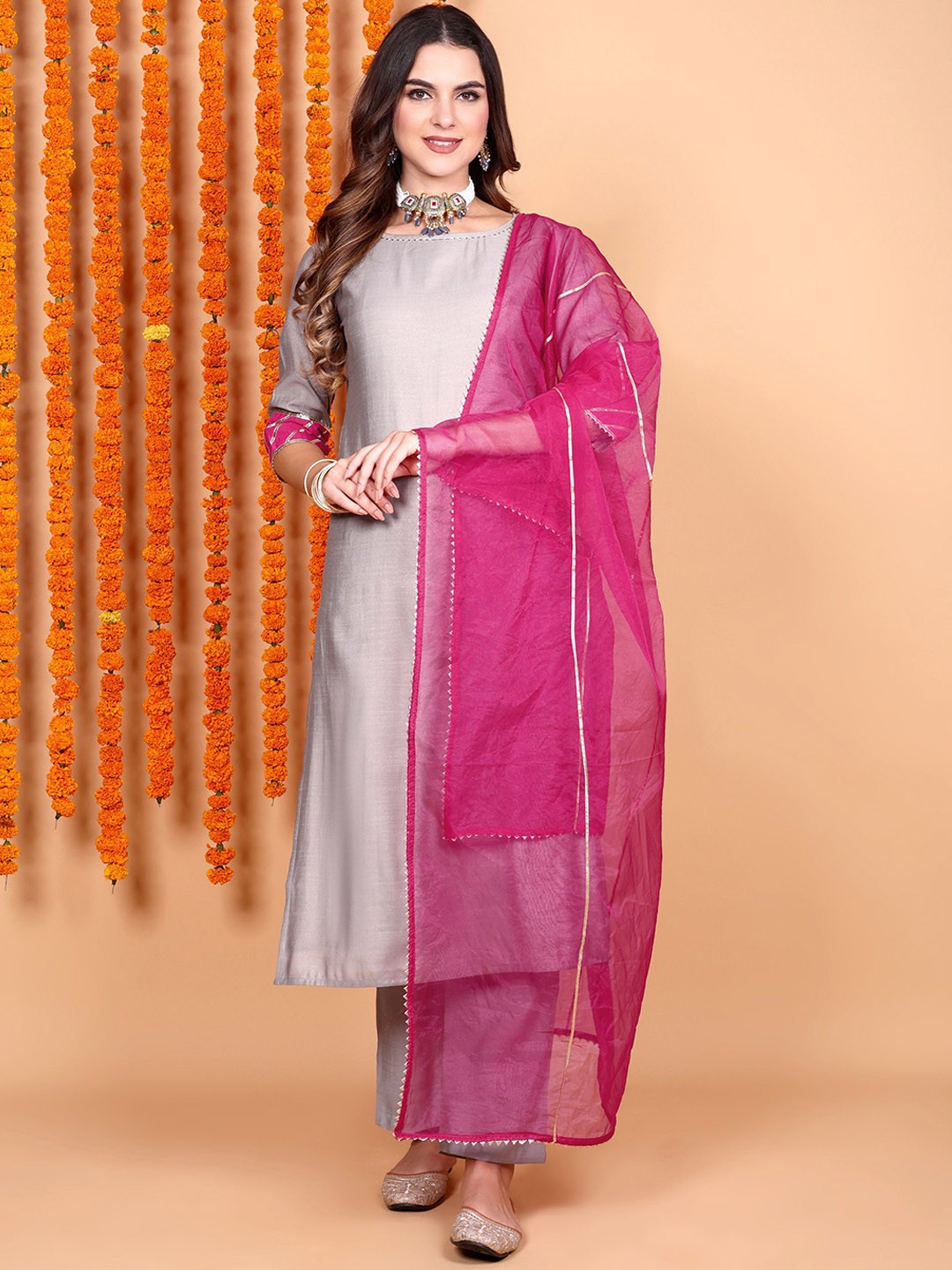 

Vastara the Label Gotta Patti Round Neck Straight Kurta With Trousers & Dupatta, Grey