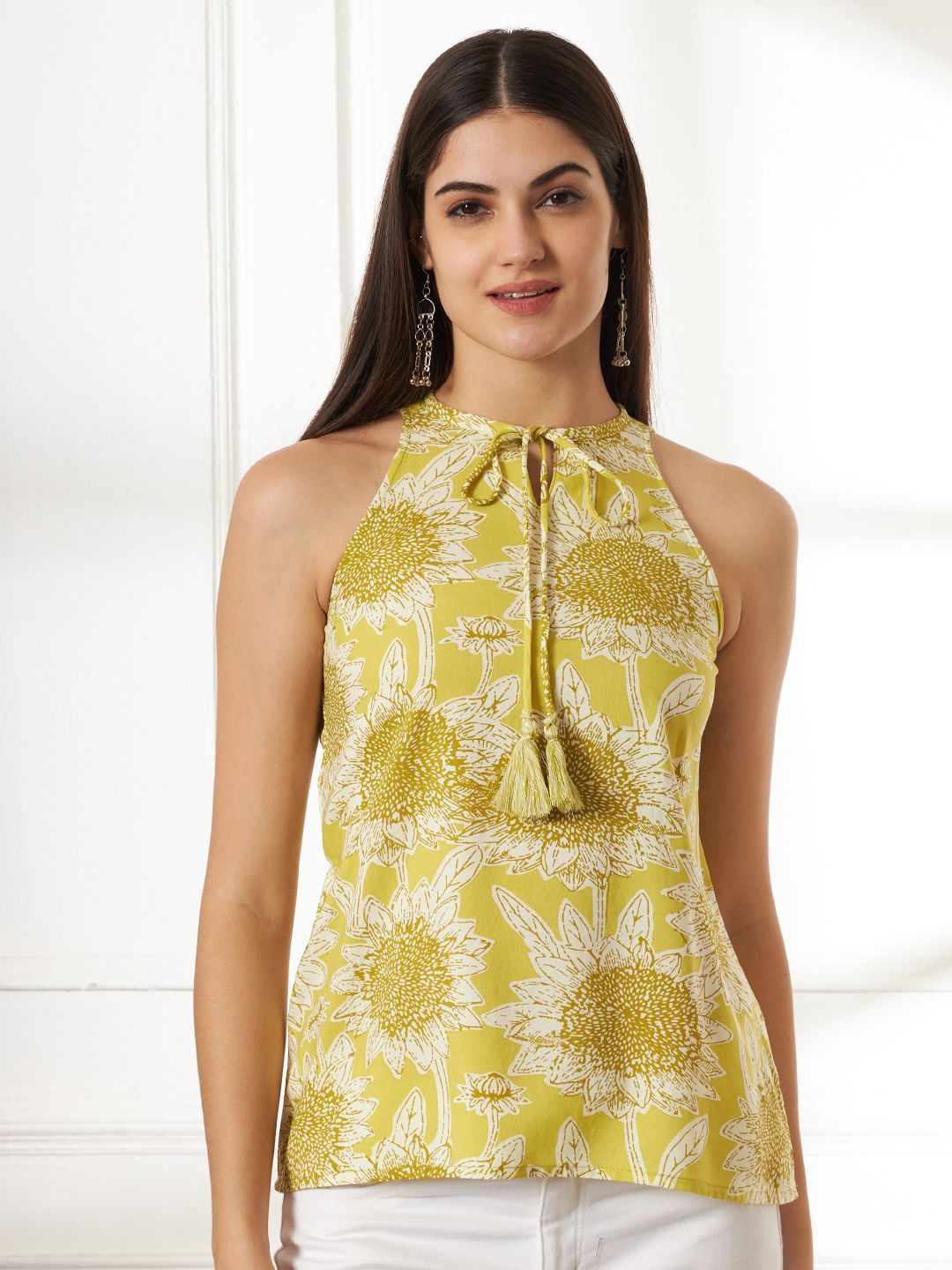 

Anouk Rustic Women Floral Printed Regular Top, Lime green