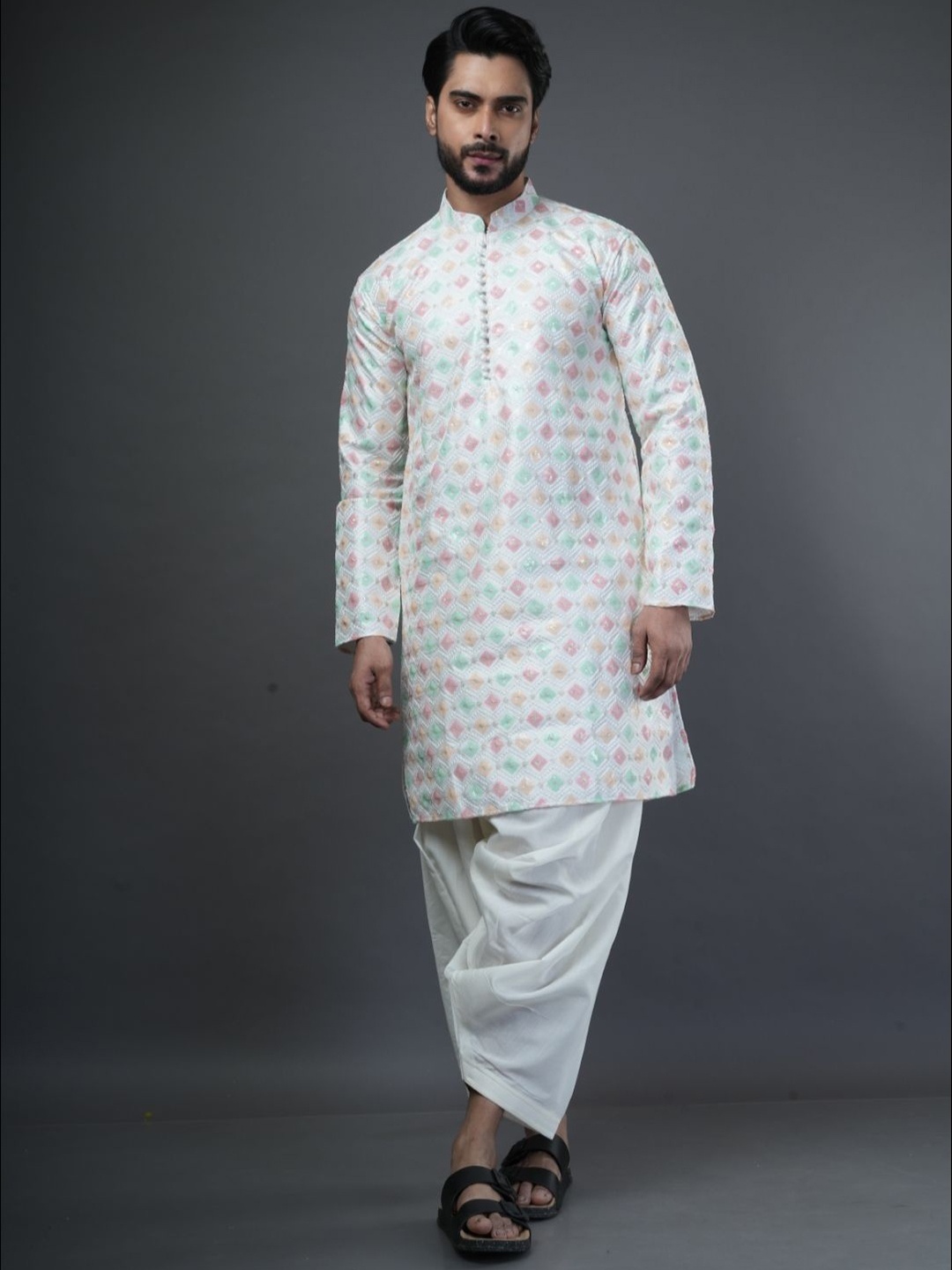 

ARYA Mandarin Collar Embellished Woven Design Pure Silk Straight Kurta, White