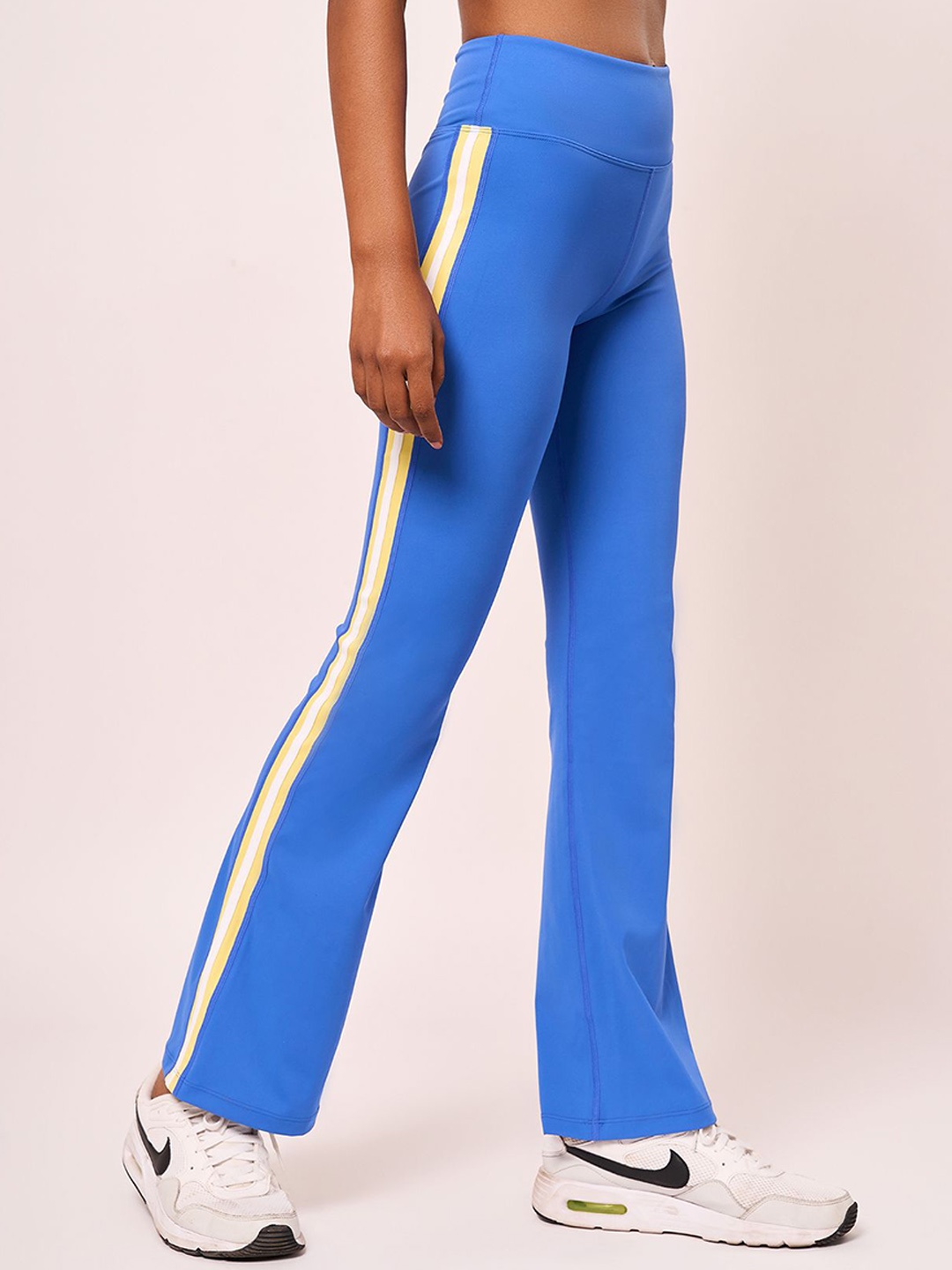

Sanity Women High-Rise Flared Active Tights, Blue