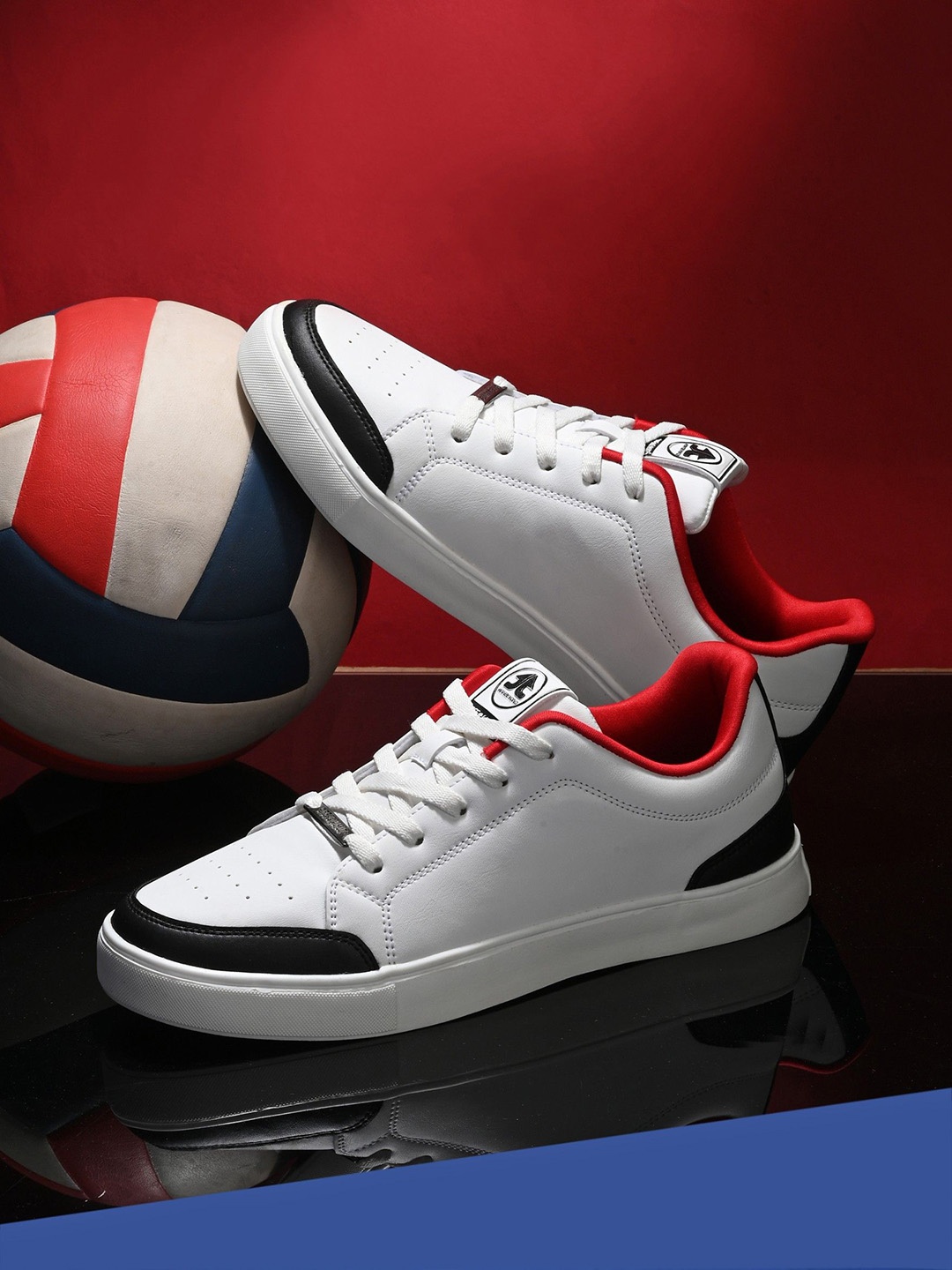 

OFF LIMITS Men Sneakers, Off white