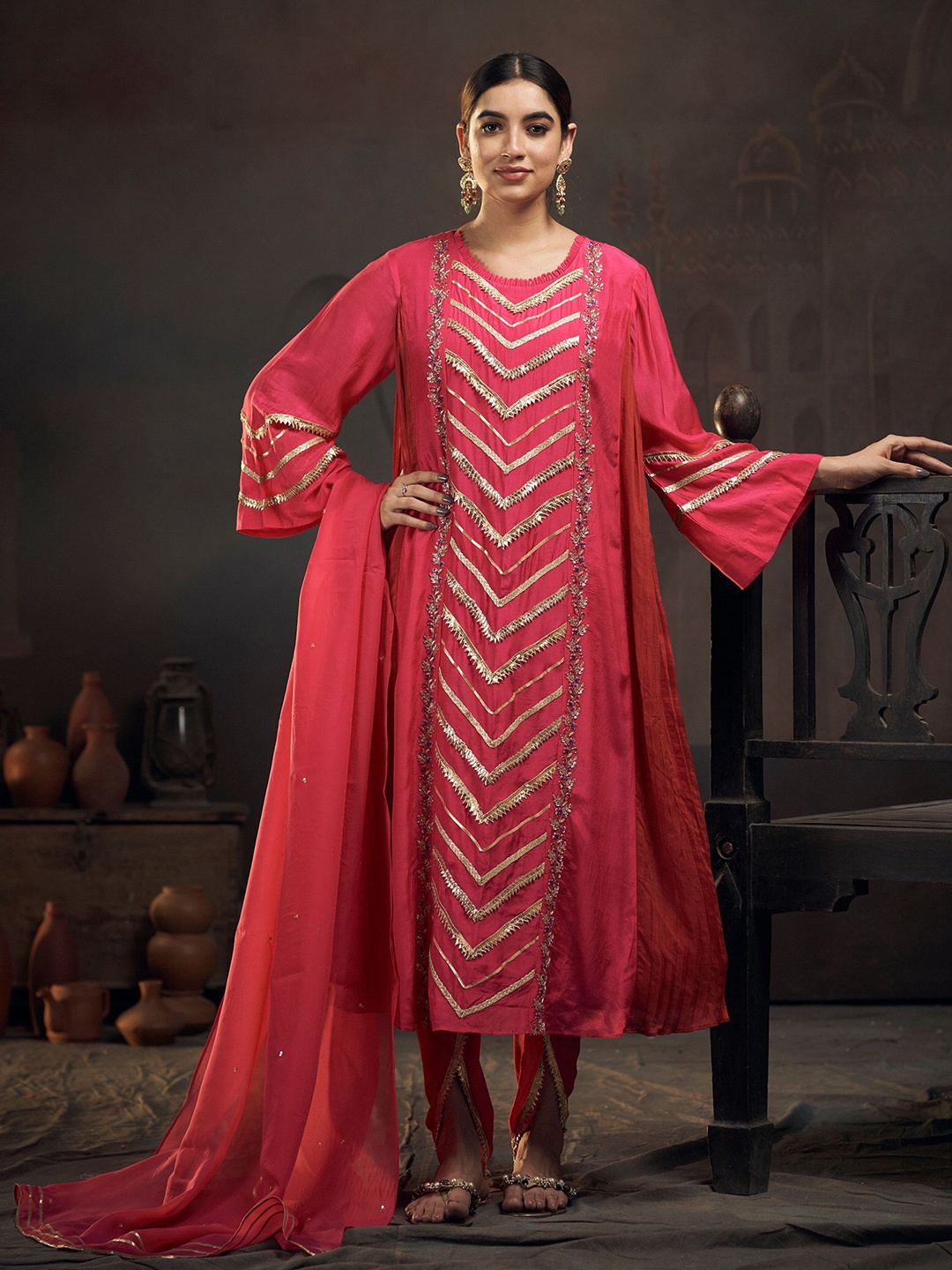 

HIRIKA&DHRUTI Women Embroidered Kurta with Dhoti Pants & With Dupatta, Pink