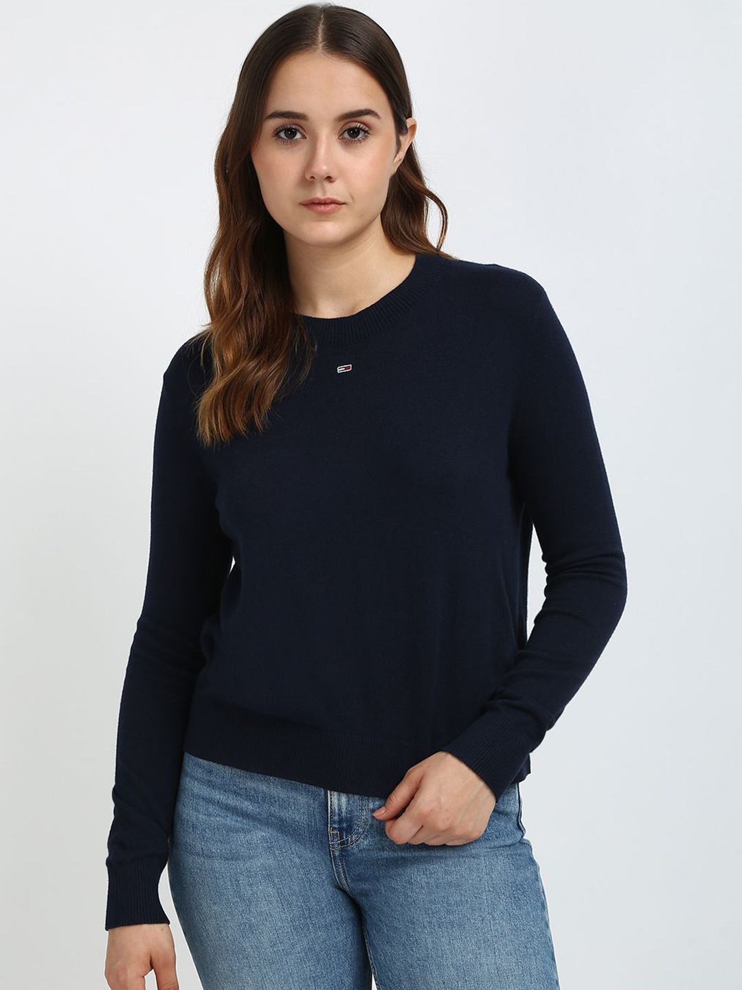 

Tommy Hilfiger Women Embroidered Pullover with Embroidered Detail, Blue