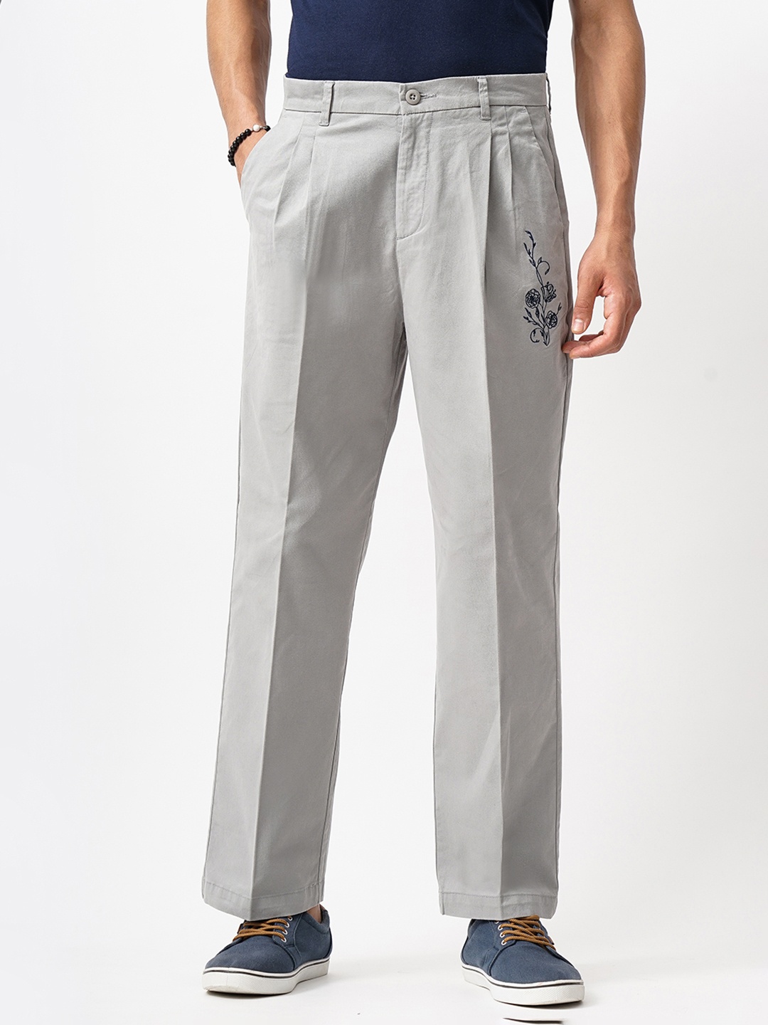 

British Club Men Relax Fit Pleated Trousers, Grey