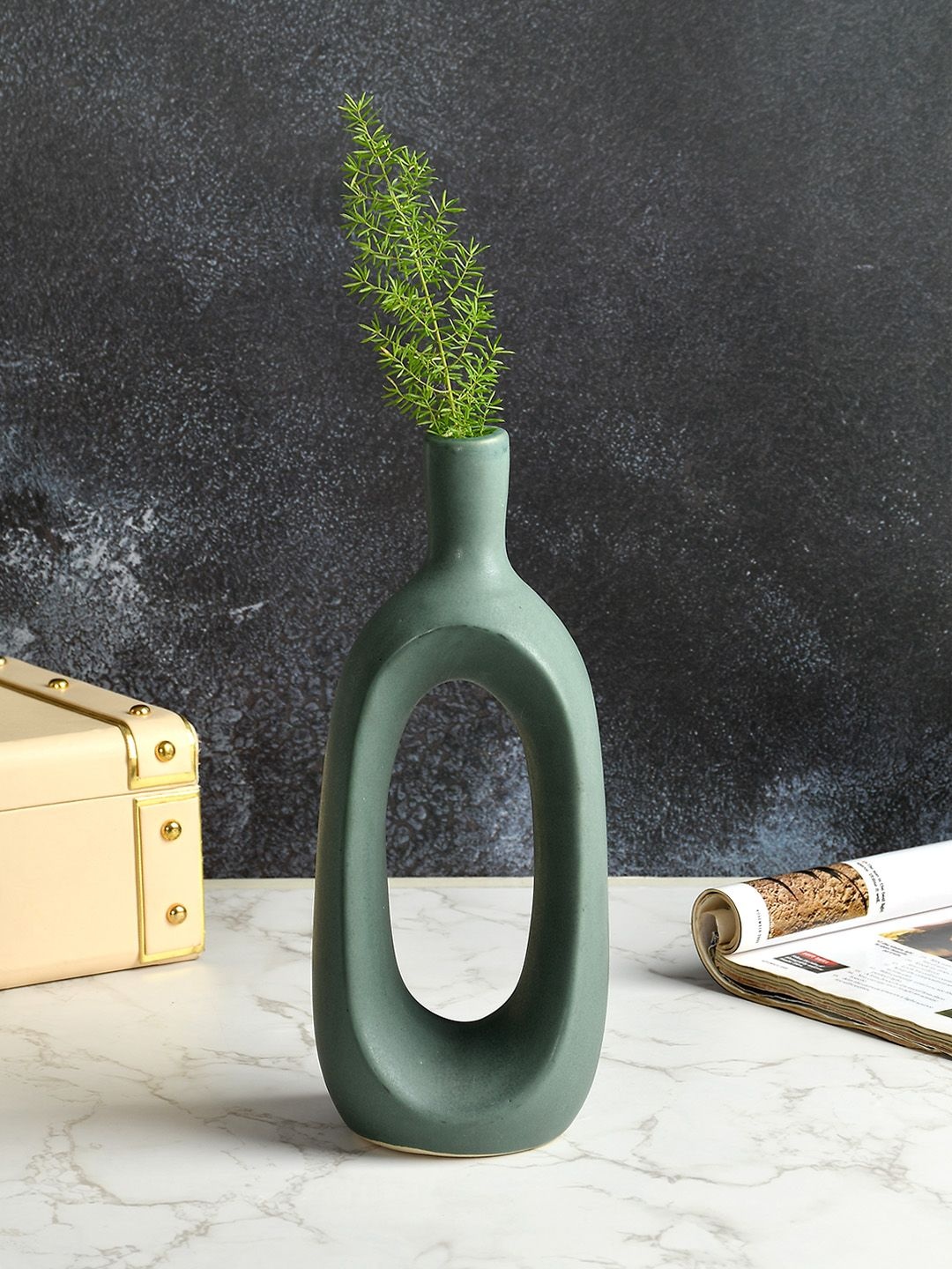 

CLIO'S HERITAGE STORE Green Ceramic Table Vase