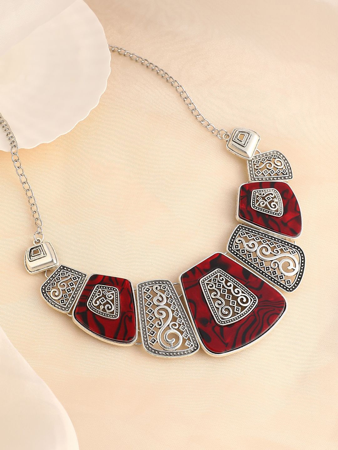 

SOHI Silver-Plated Necklace