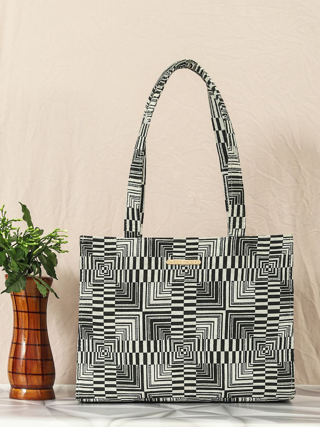 

Bagsy Malone Geometric Shopper Tote Bag, Black