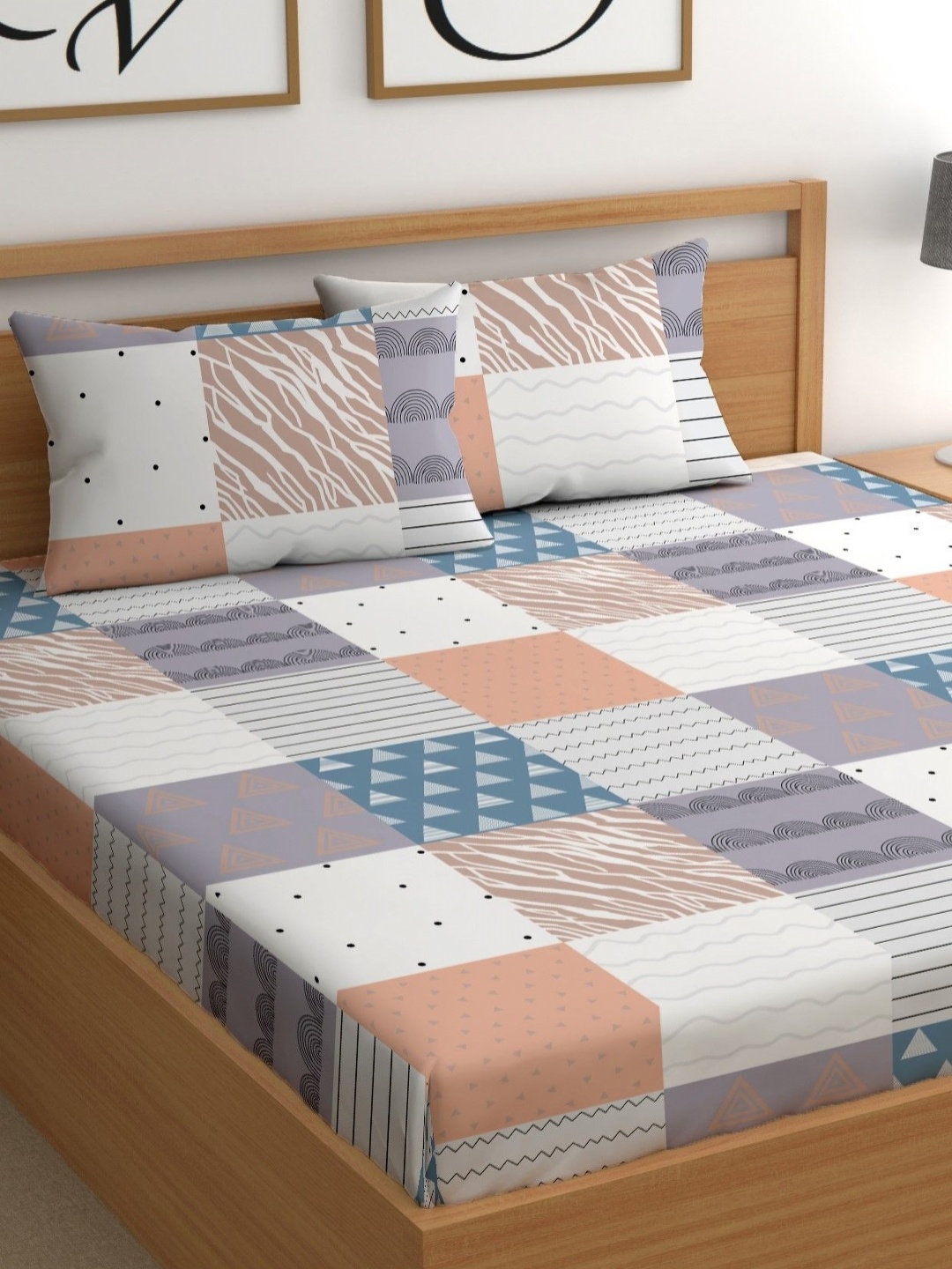 

CHHAVI INDIA Pink Geometric Printed Microfiber 210 TC Queen Bedsheet Set 2.5 x 2.25 m