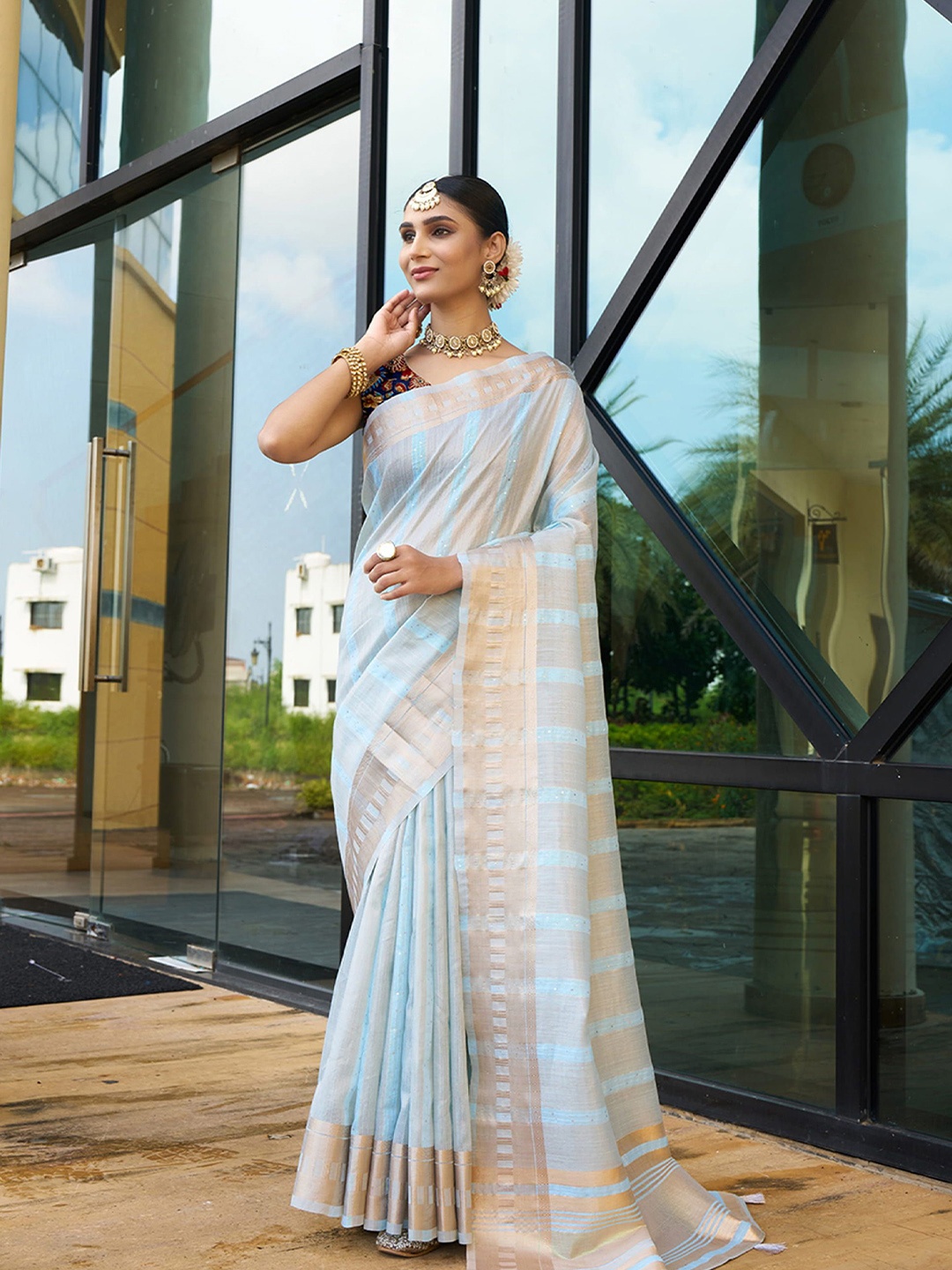 

KAYOMMI Woven Design Zari Jute Silk Bhagalpuri Saree, Blue