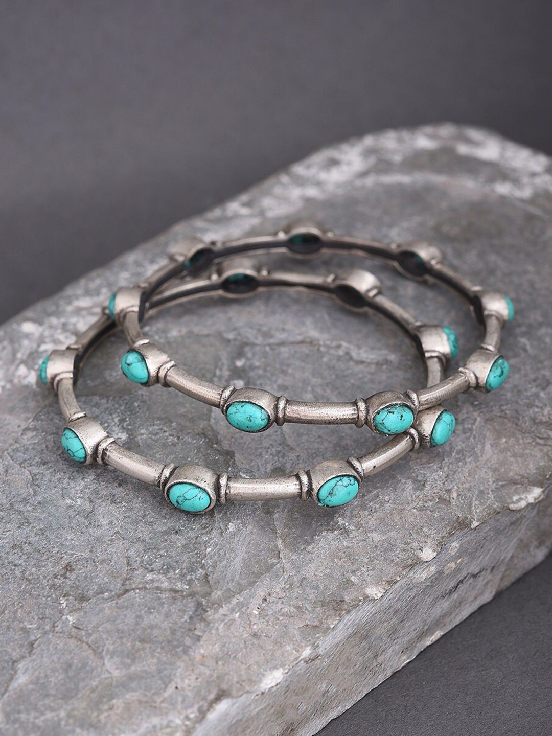 

JAYPORE Set of 2 Turquoise Studded Bangles, Silver