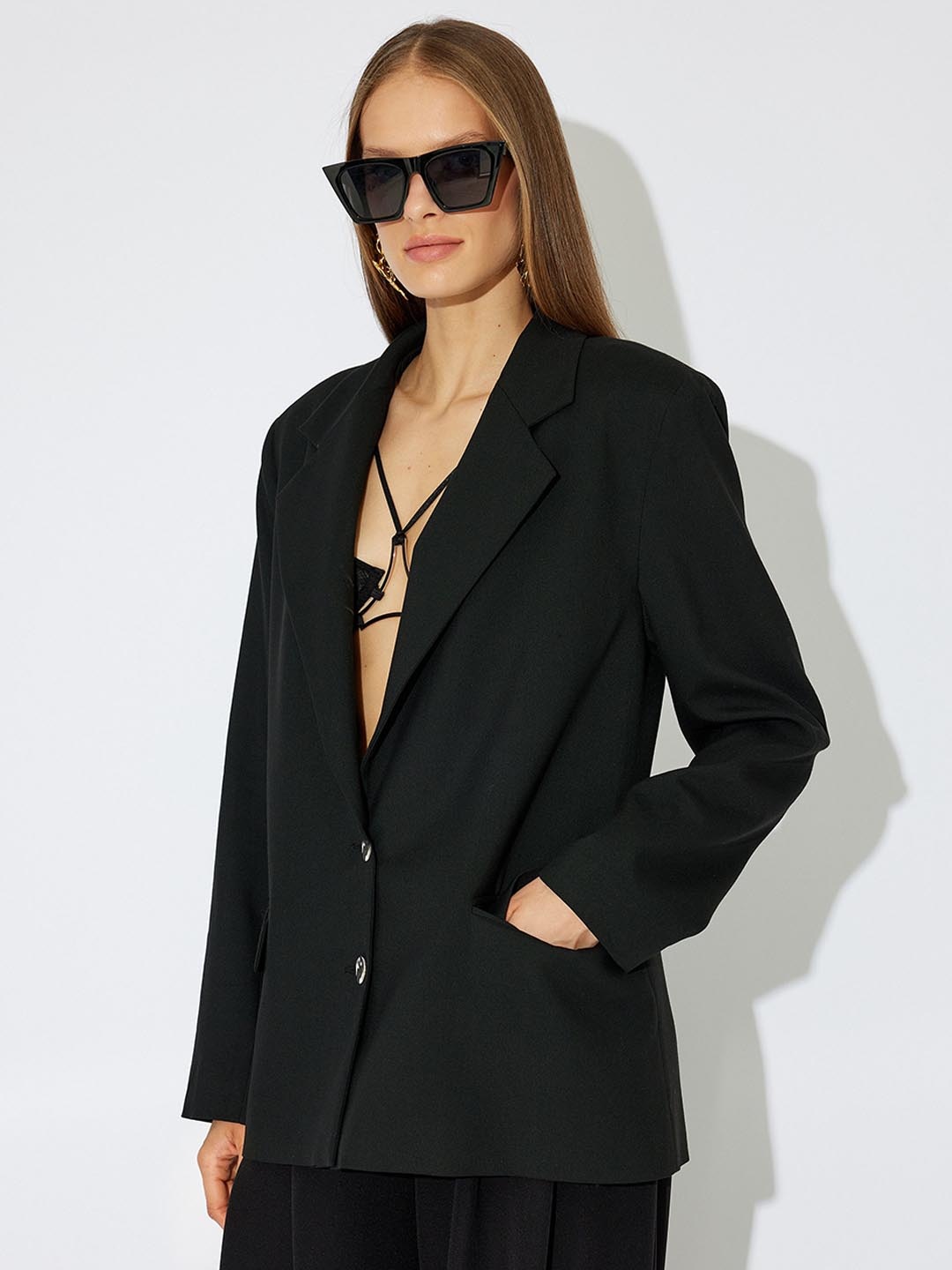 

Koton Women Lapel Collar Solid Casual Tailored Jacket, Black