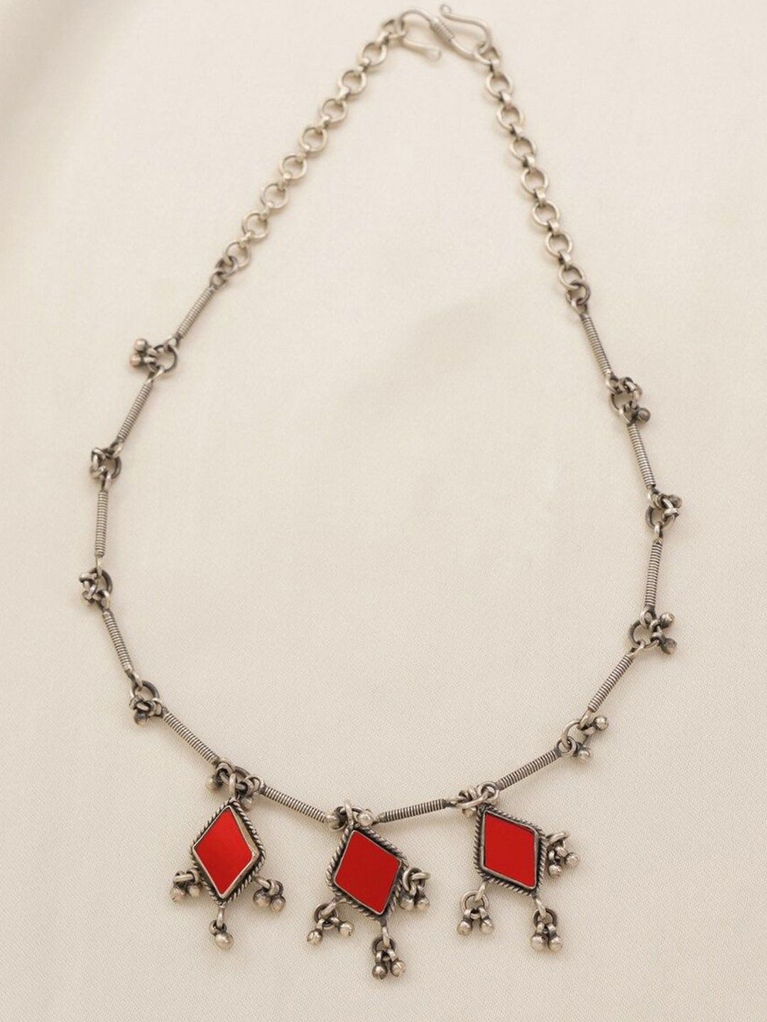 

JAYPORE Artificial Stones Studded Silver Necklace