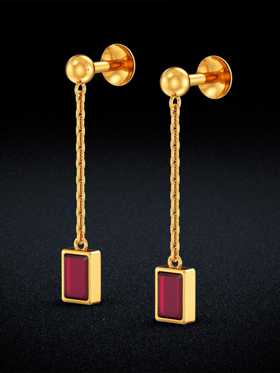 

Joyalukkas Women 22KT Stone-Studded Earrings Gold 1.92gm
