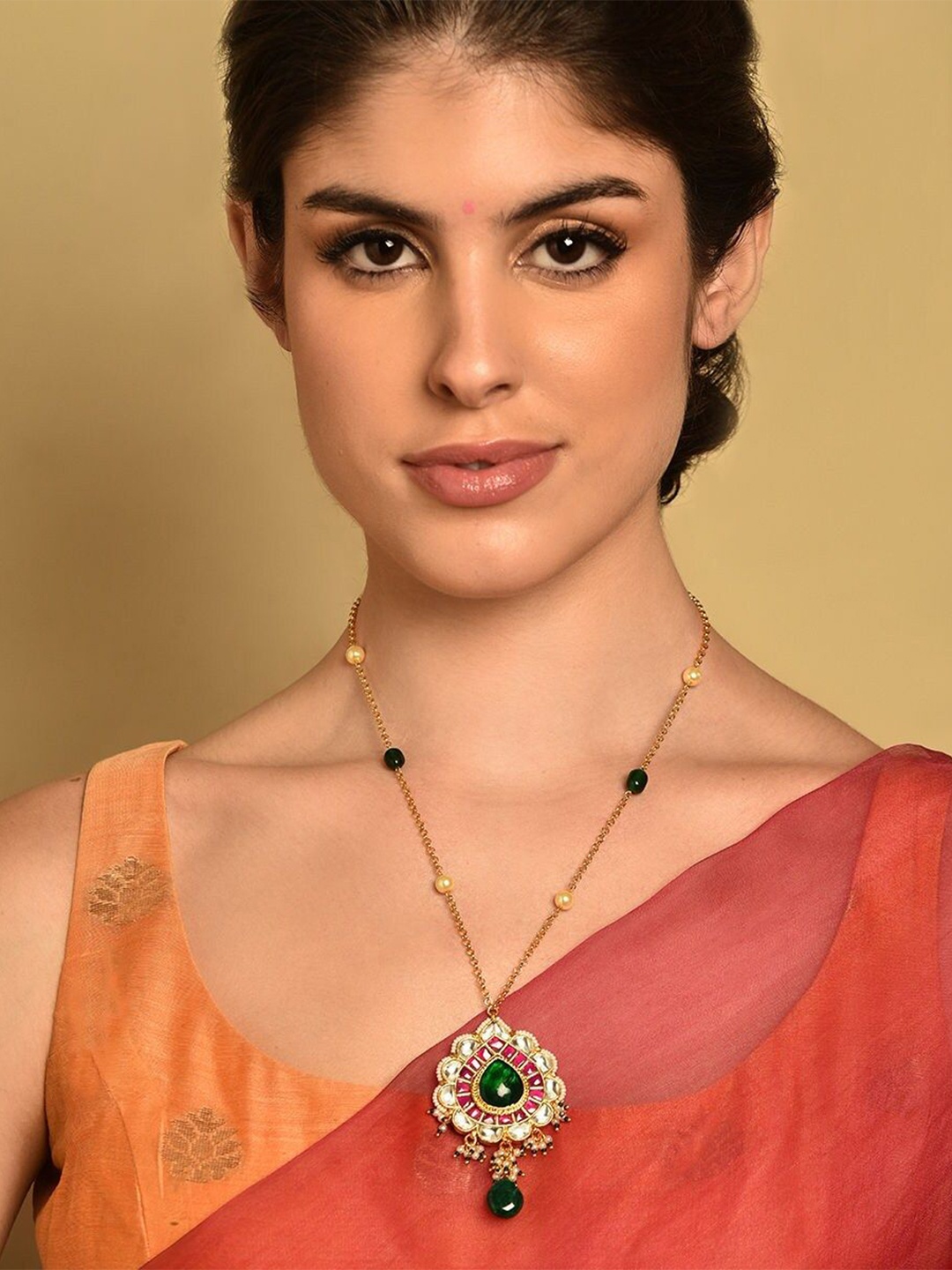

JAYPORE Gold-Plated Kundan Studded Necklace