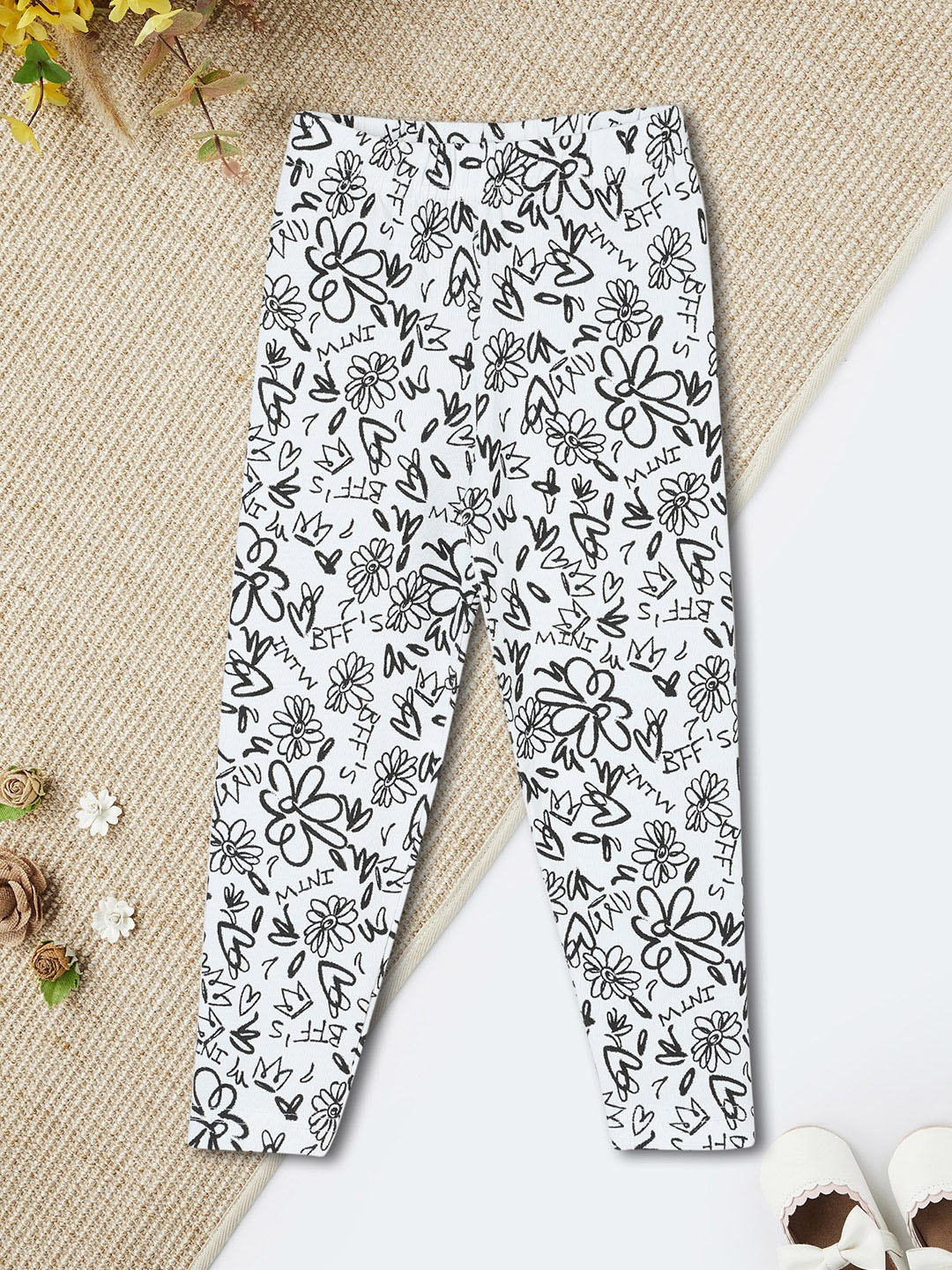 

max Girls Printed Cotton Ankle-Length Leggings, White