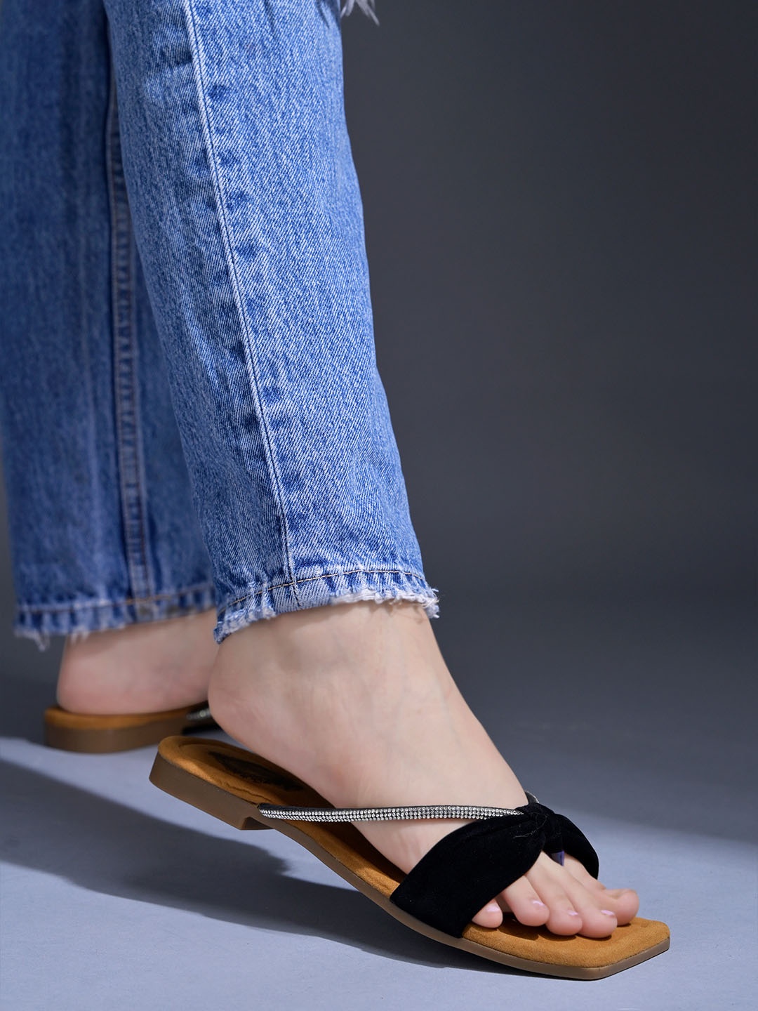 

Shoetopia Women Embellished Party Open Toe Flats, Black