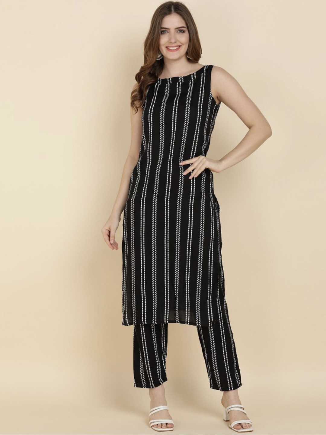 

ANJAVI FASHION Striped Regular Straight Kurta with Trousers, Black