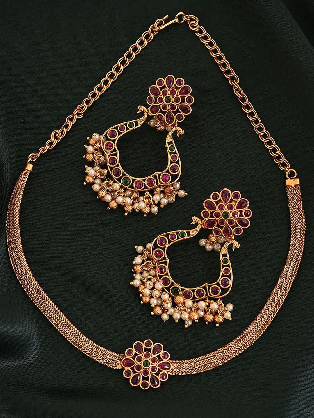 

JAYPORE Gold-Plated Stone Studded & Beaded Jewellery Set