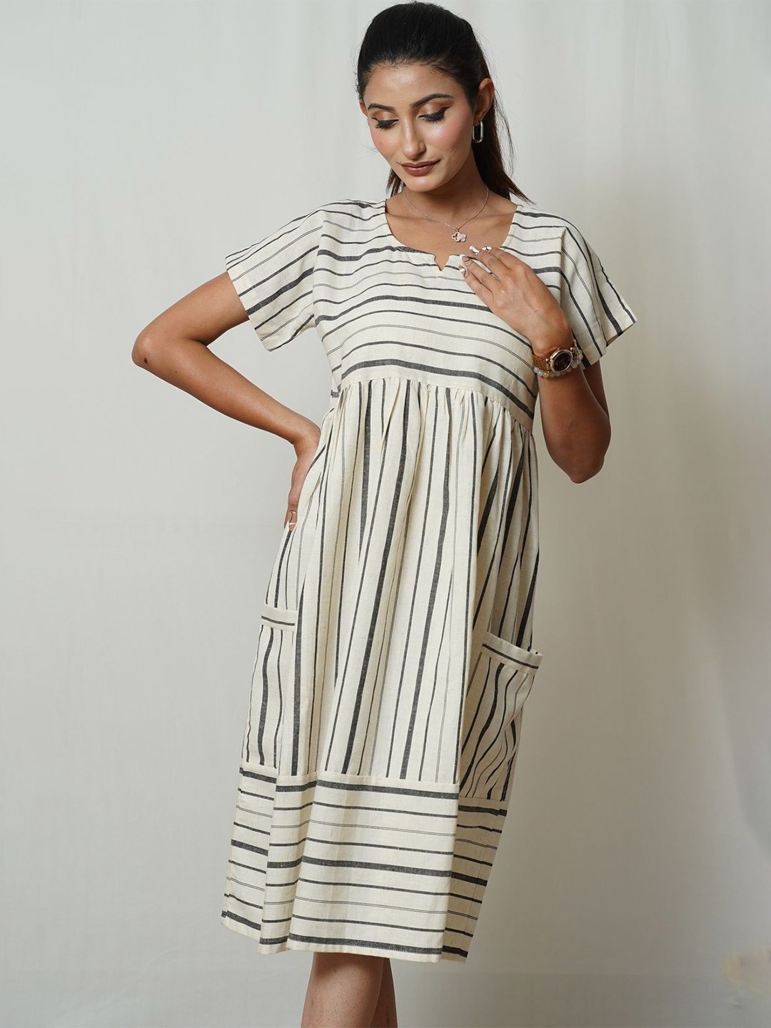 

SIDDHO HUM Checked Dress, White