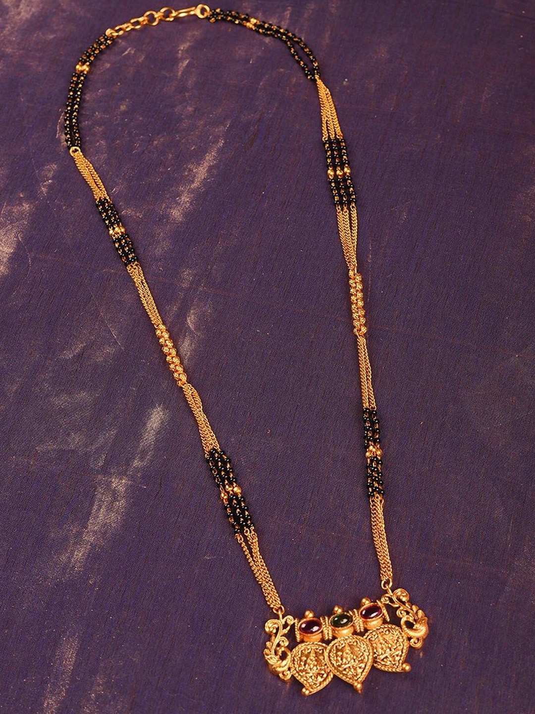 

JAYPORE Stones Studded & Beaded Necklace, Gold