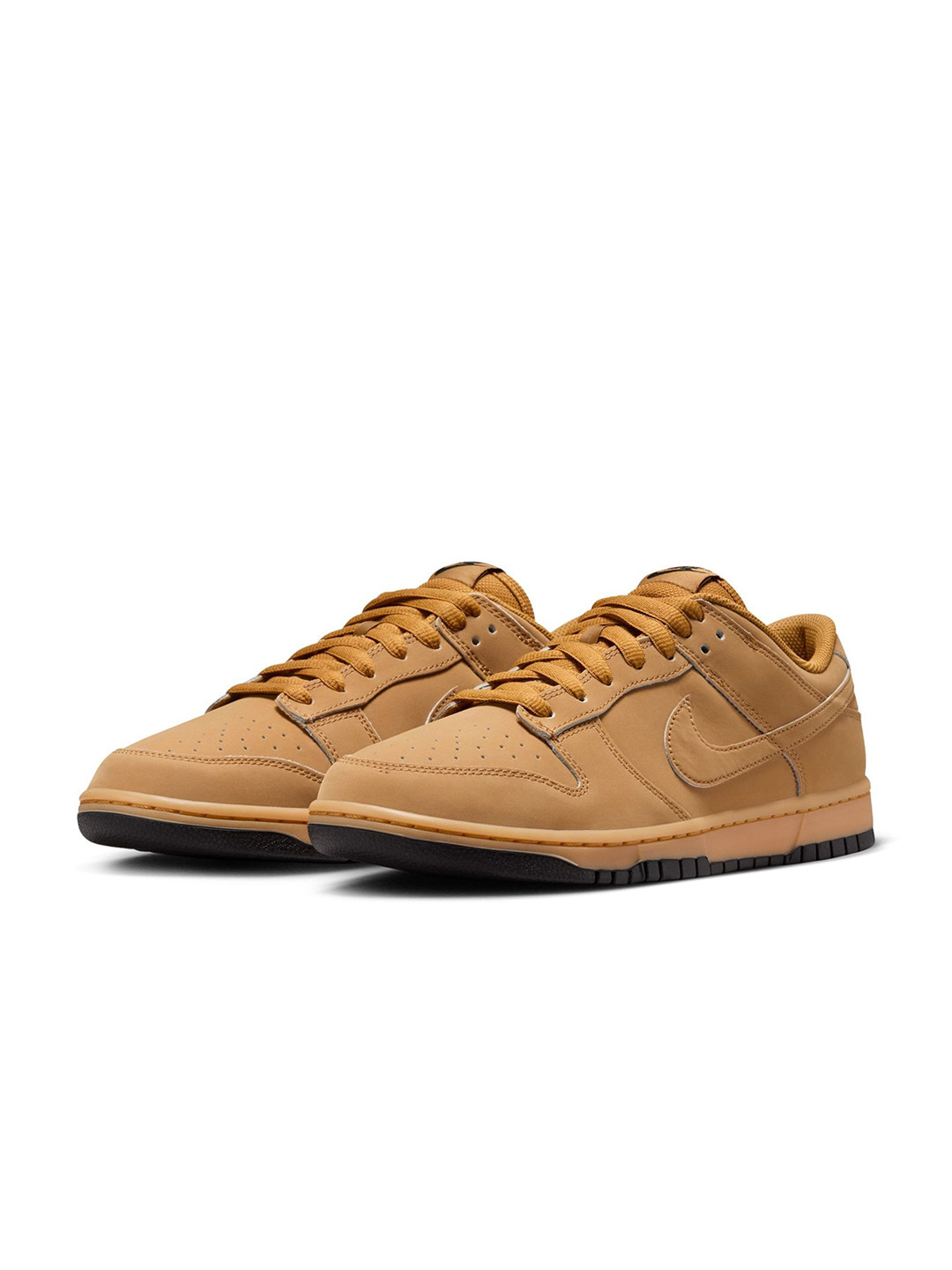 

Nike Dunk Low Retro SE Men Textured Sneakers, Brown
