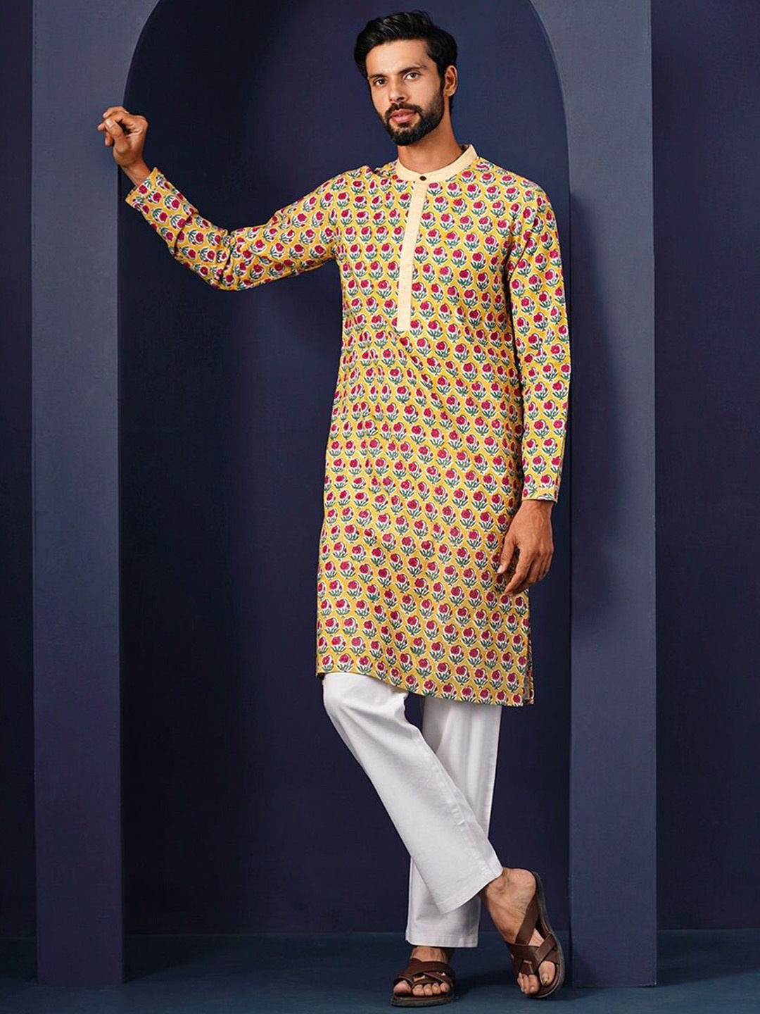 

JAYPORE Floral Printed Band Collar Pure Cotton Straight Kurta, Yellow