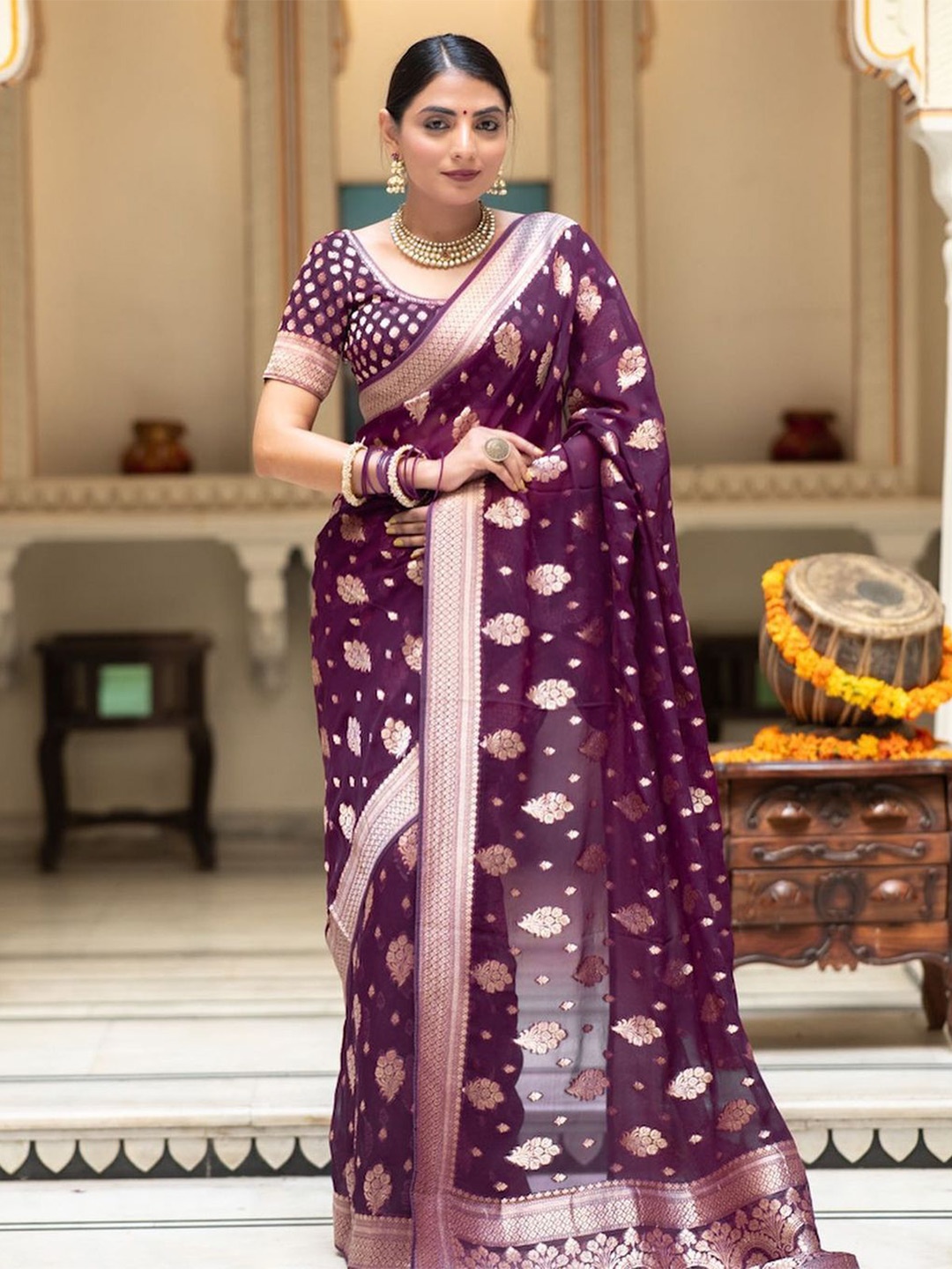 

MAHALASA Ethnic Motifs Woven Design Zari Kanjeevaram Saree, Purple