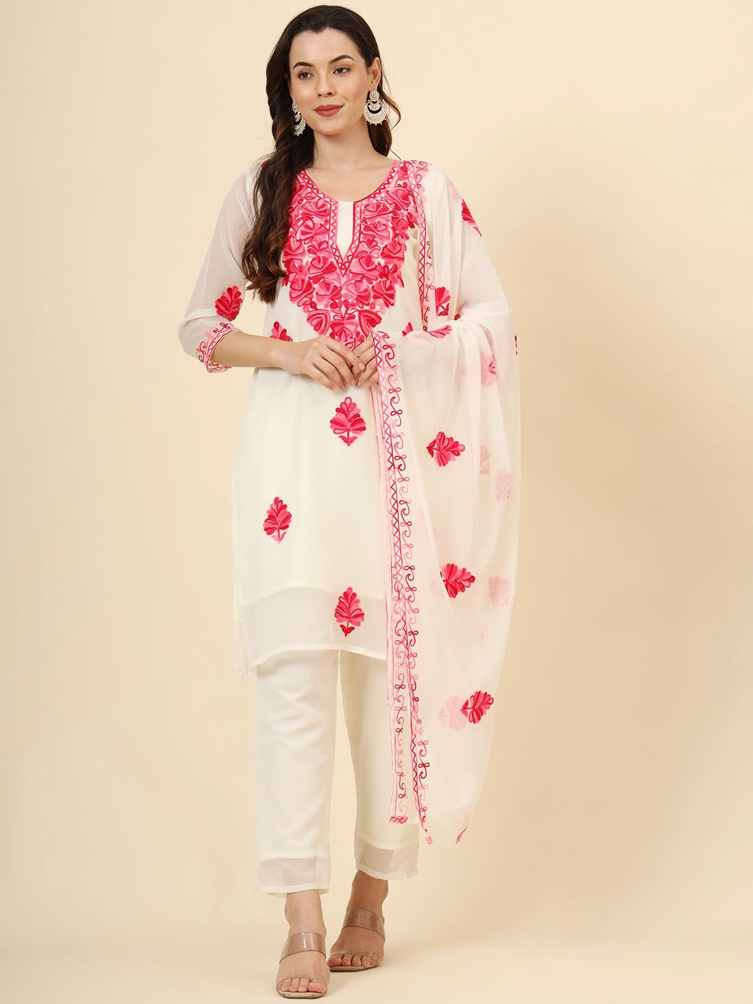 

HERE&NOW Floral Embroidered Regular Thread Work Kurta With Trouser With Dupatta, Pink