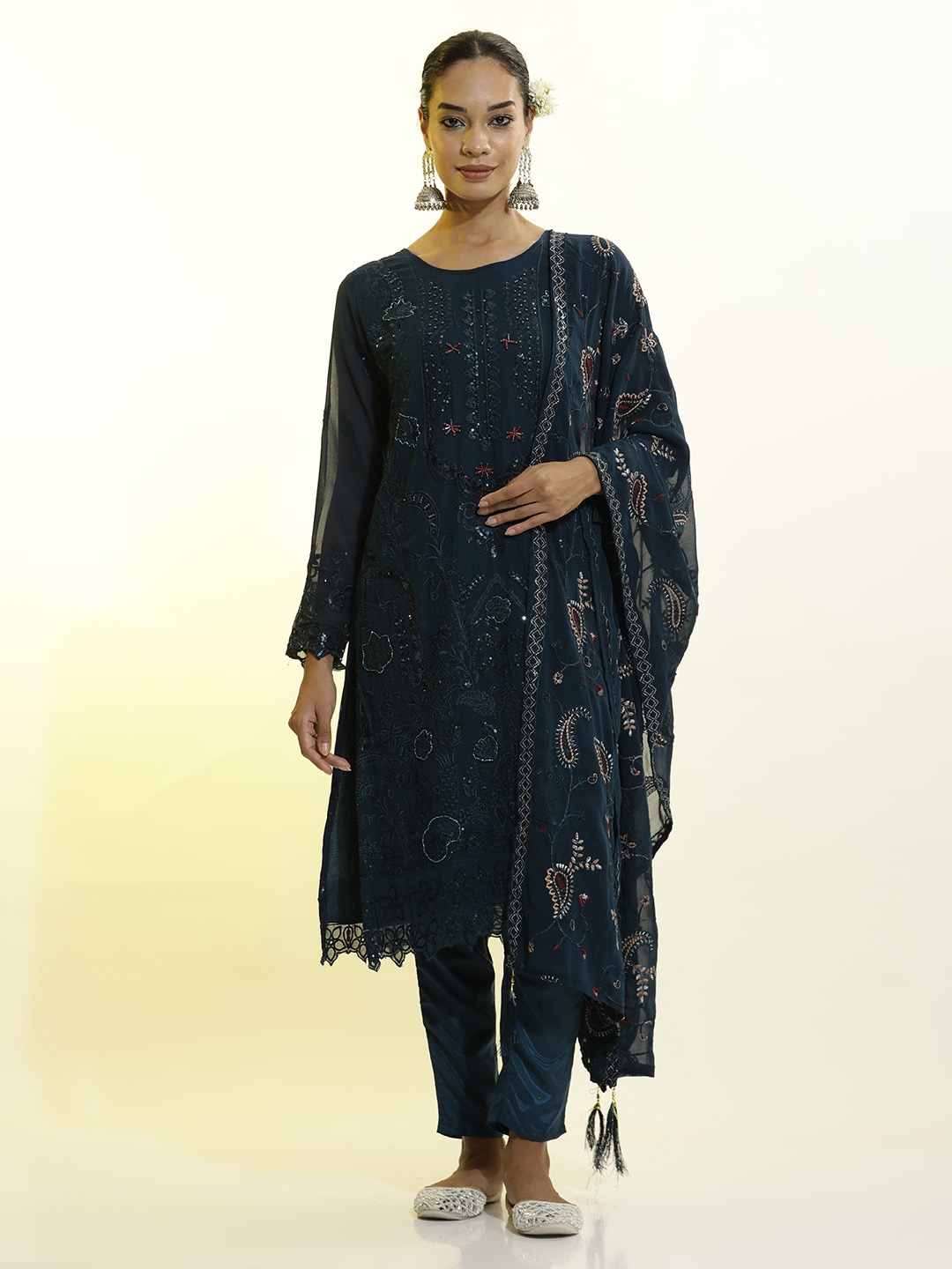 

Jaipur Kurti Heavy Embroidered Georgette Festive Kurta Set With Dupatta, Blue