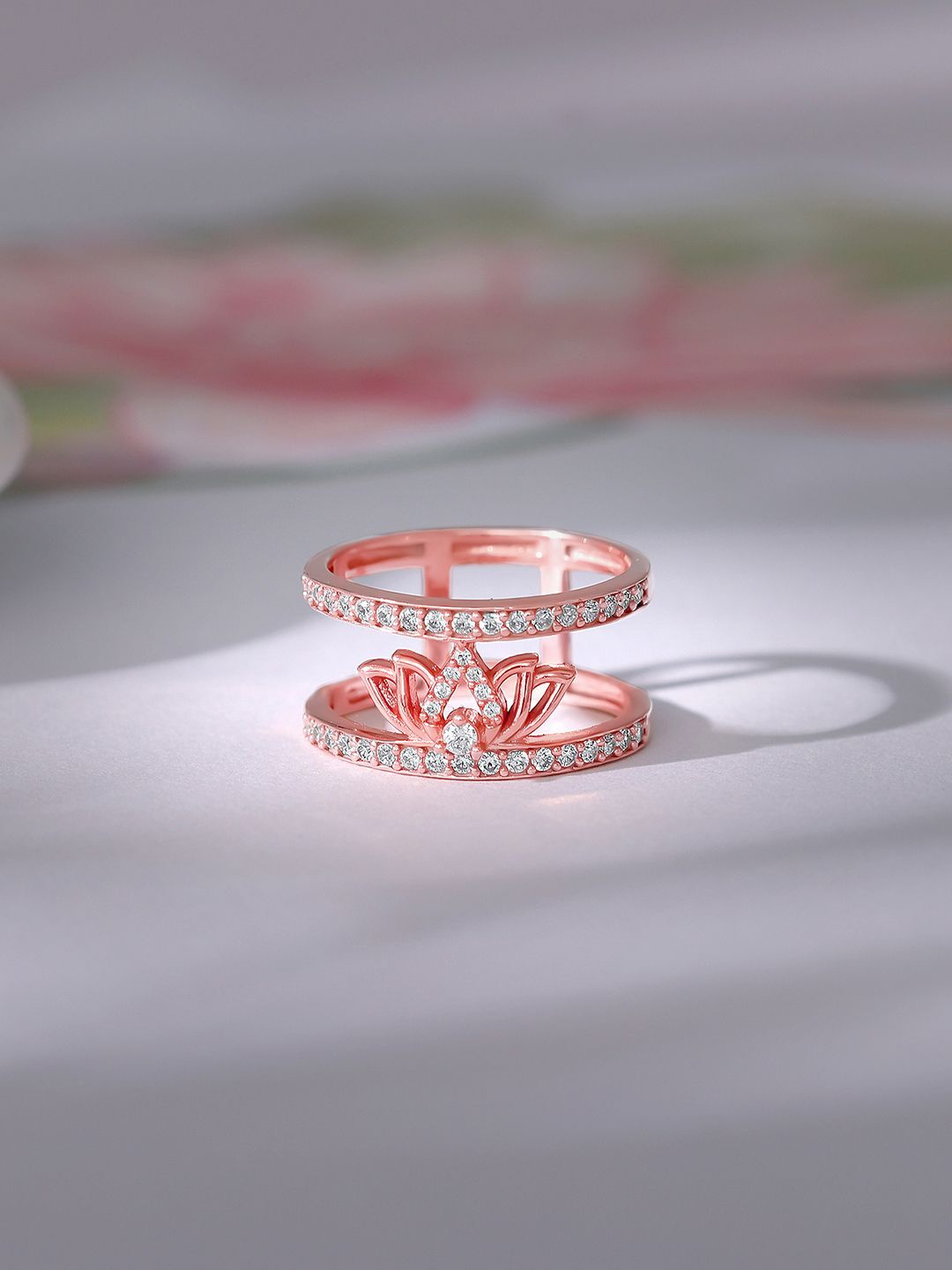 

GIVA 925 Silver Rose Gold-Plated Cubic Zirconia Stone-Studded Kamal Finger Ring