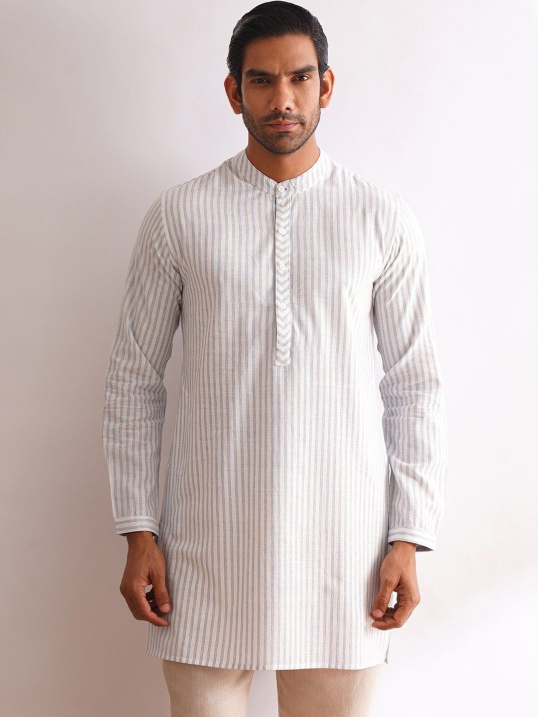 

JAYPORE Striped Woven Design Band Collar Long roll-Up Sleeves Pure Cotton Kurta, Blue