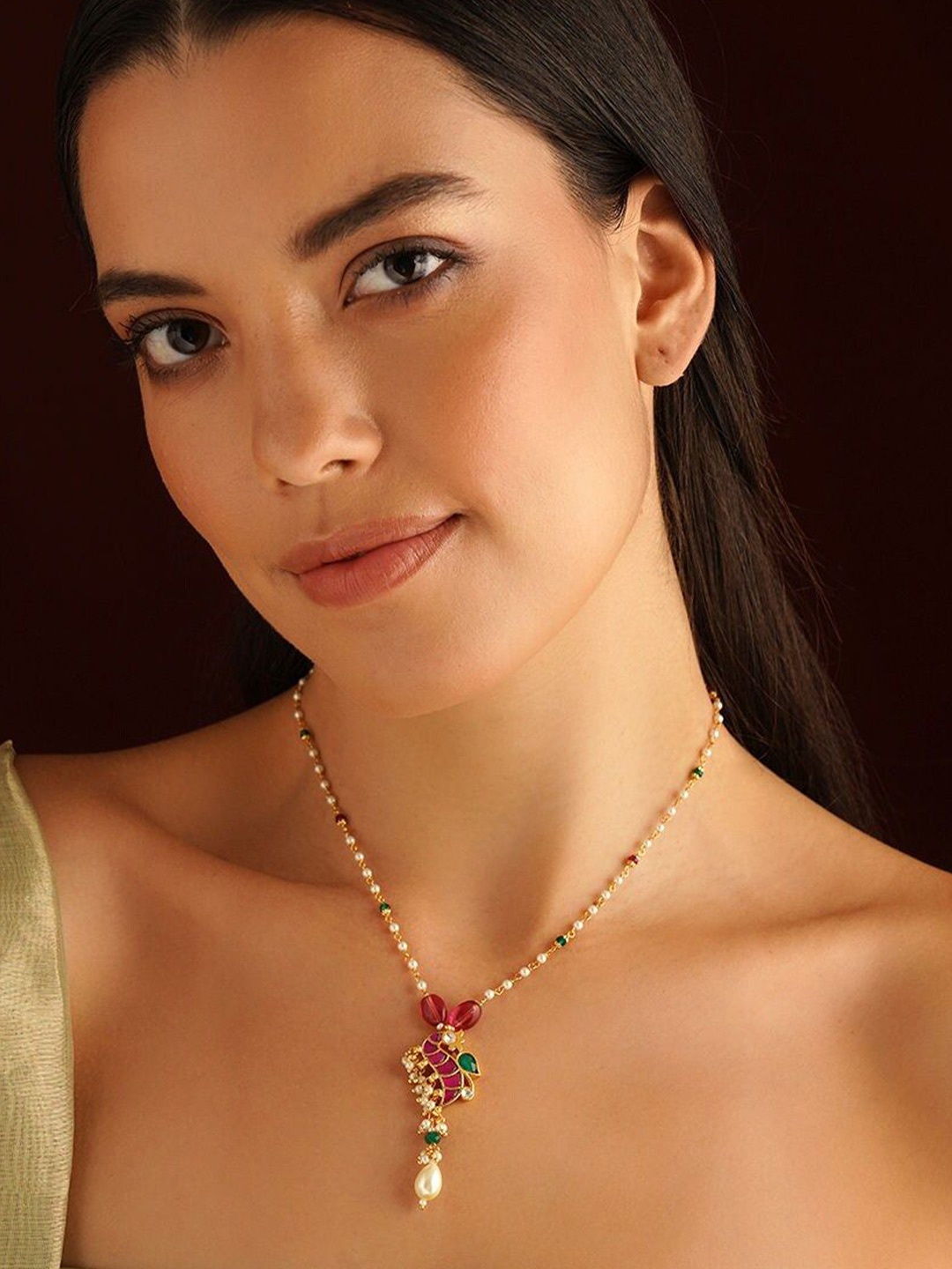 

JAYPORE Gold-Plated Kundan Studded Necklace
