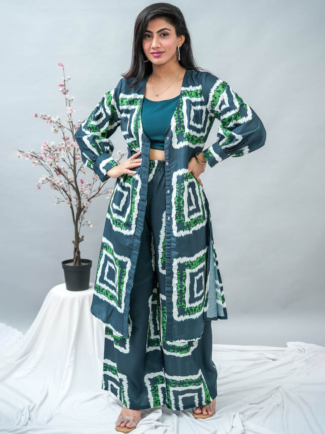 

GO BOUJEE Printed Pure Cotton Crop Top & Palazzo With Jacket Co-Ords, Green