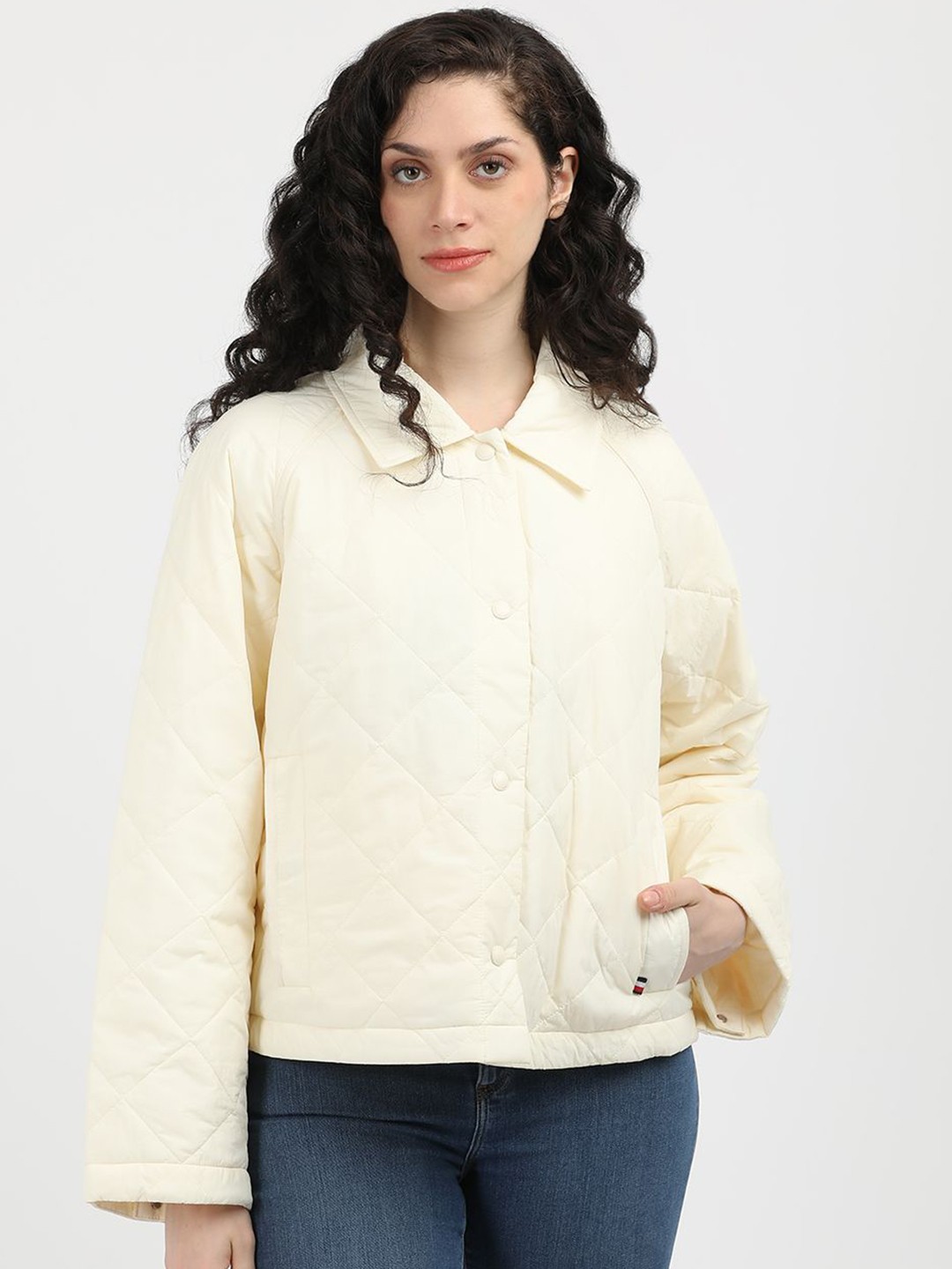 

Tommy Hilfiger Women Spread Collar Solid Casual Quilted Jacket, Beige