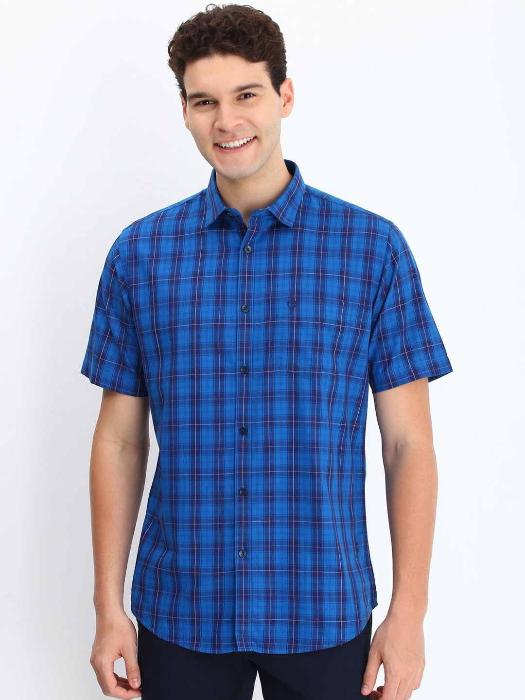 

Allen Solly Men Slim Fit Opaque Checked Casual Shirt, Blue