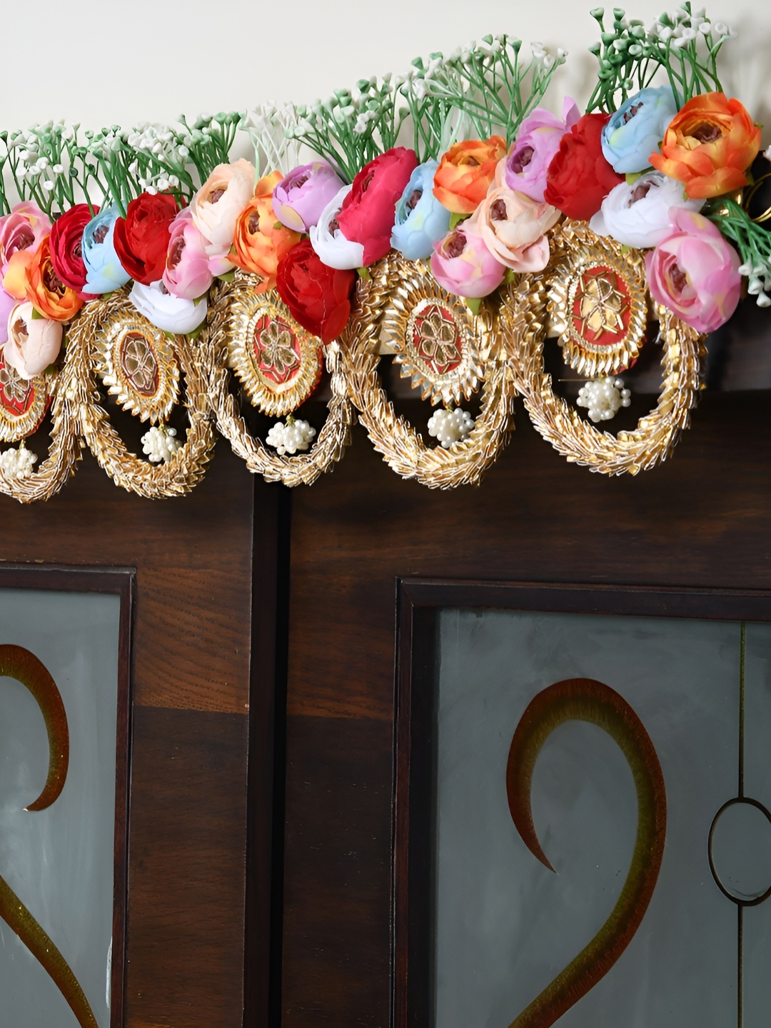 

Aapno Rajasthan Gold-Toned & Red Floral Wall Door Hanging Toran