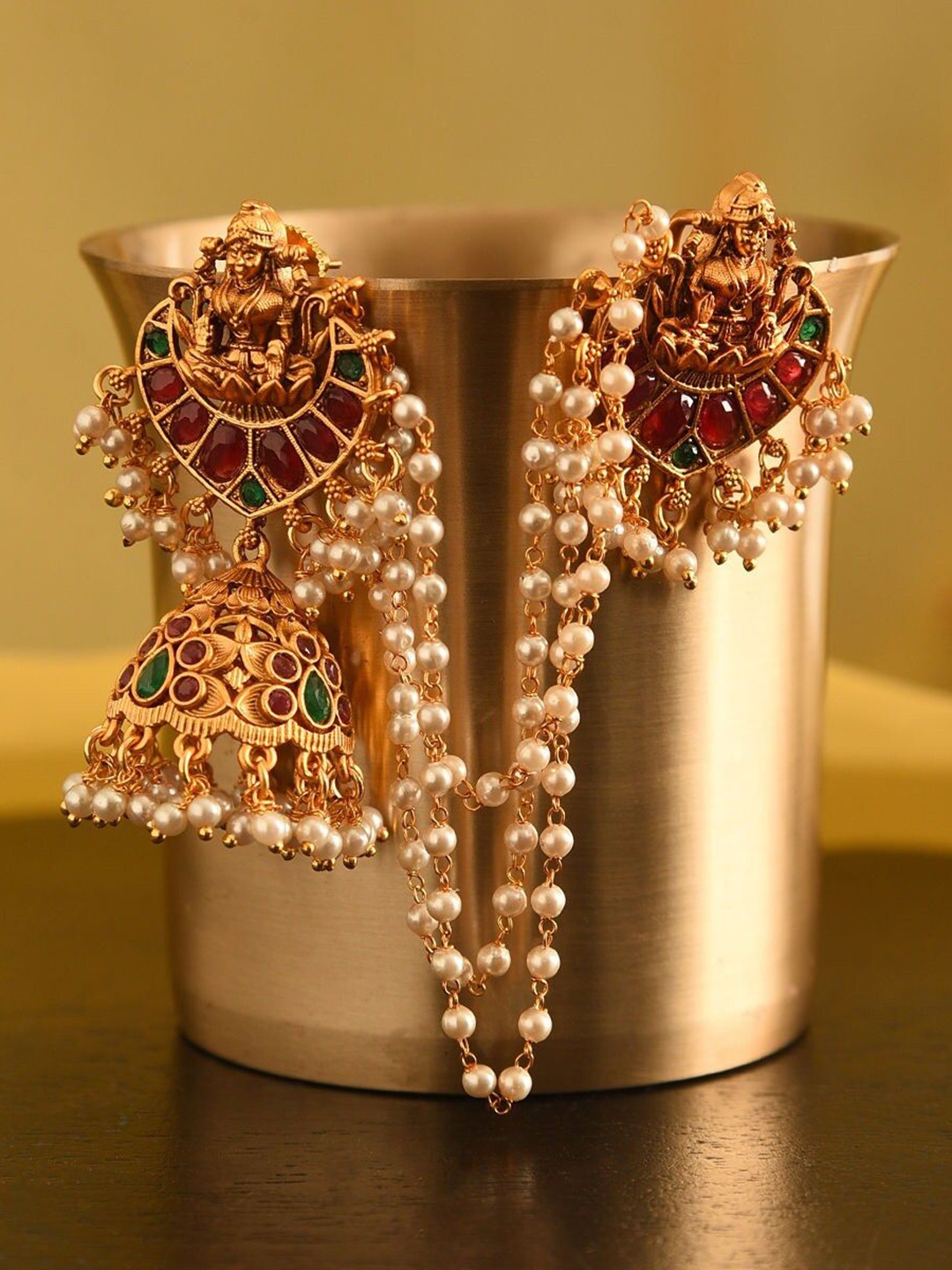 

JAYPORE Gold-Plated Dome Shaped Stone Studded & Beaded Jhumkas