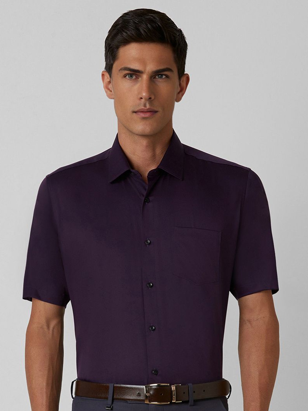

Van Heusen Men Spread Collar Solid Cotton Formal Shirt, Purple