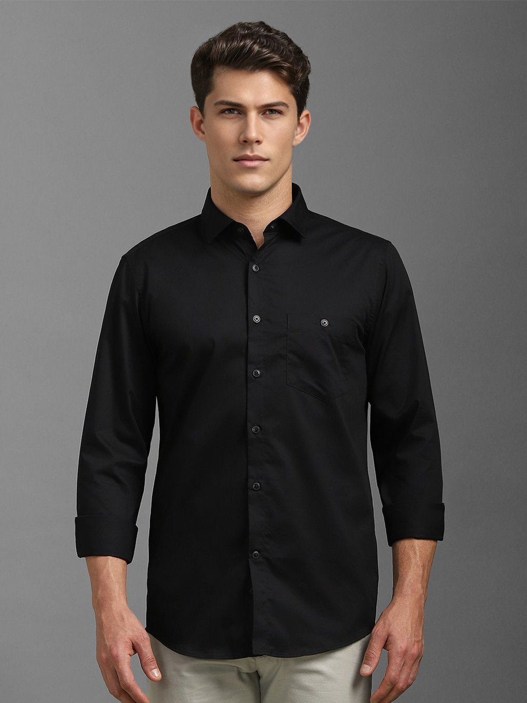 

Louis Philippe Sport Men Super Slim Fit Solid Cotton Casual Shirt, Black