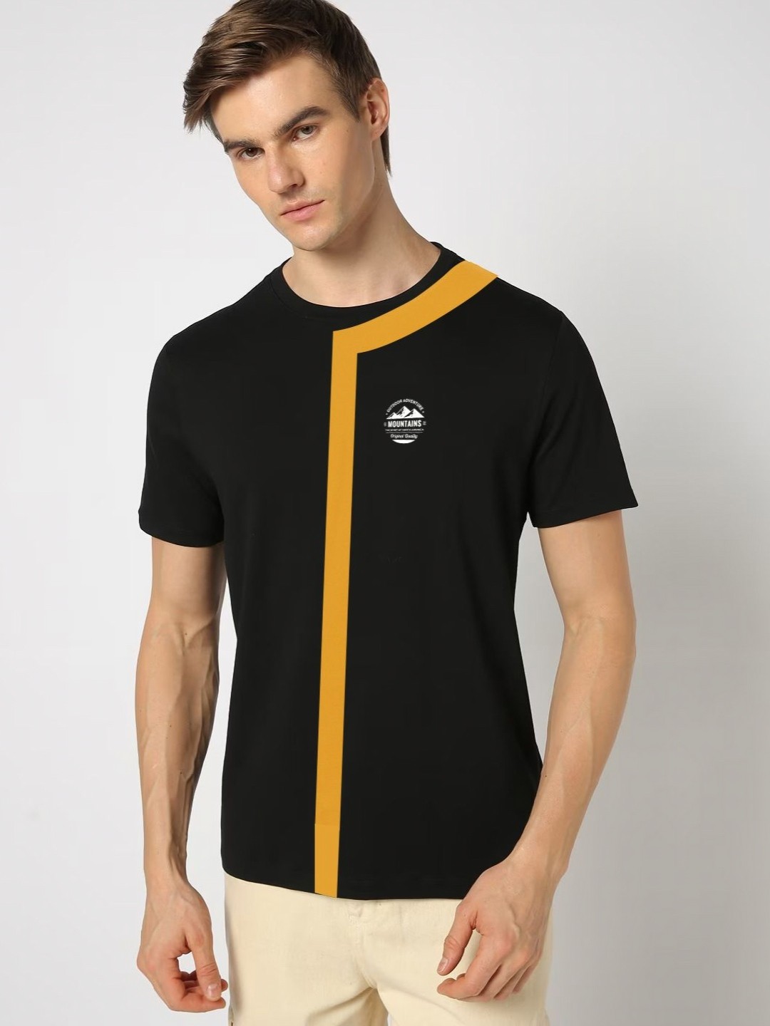 

BAESD Men Solid Round Neck Cotton T-shirt, Black