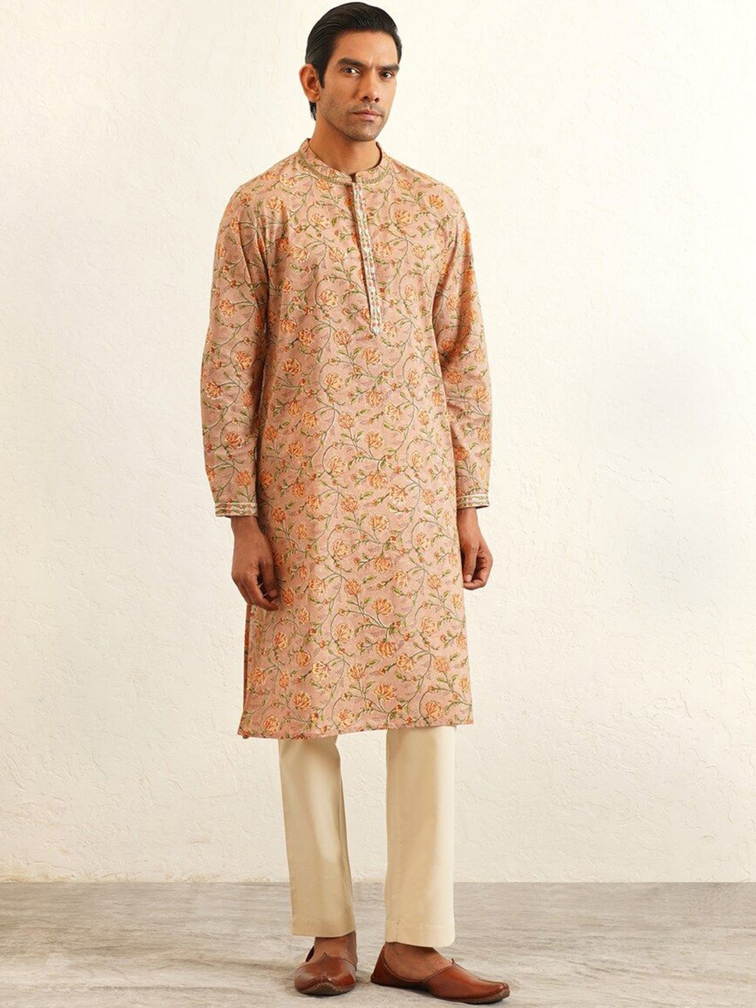 

JAYPORE Floral Printed Band Collar Cotton Straight Kurta, Peach