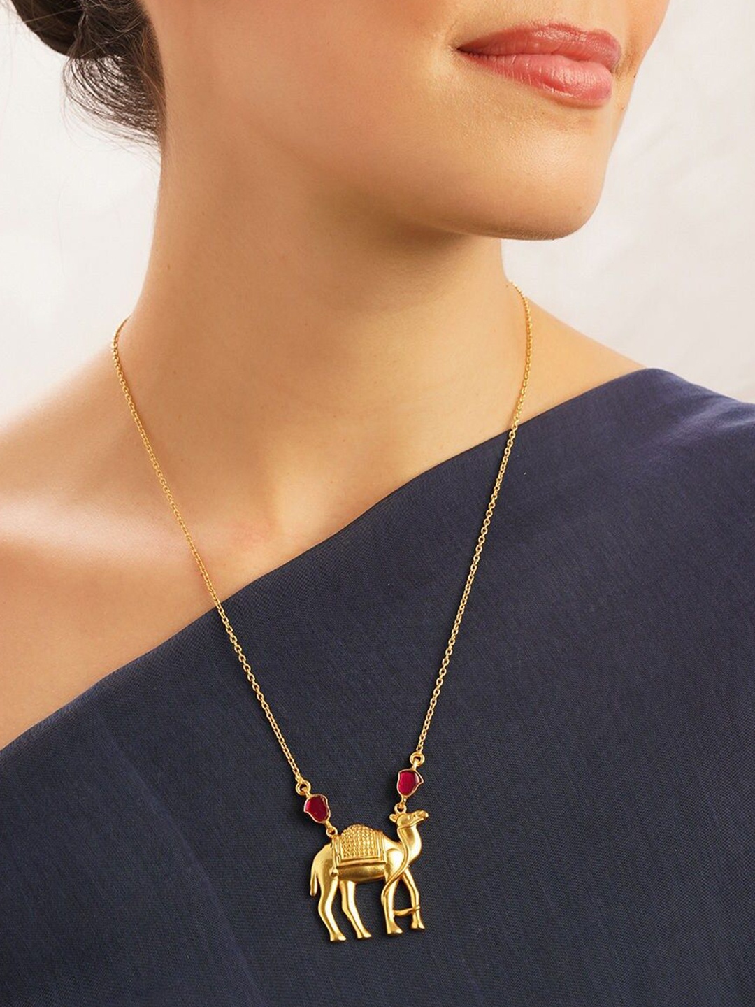 

JAYPORE Silver Gold-Plated Kundan Stone Studded Camel Pendant Necklace